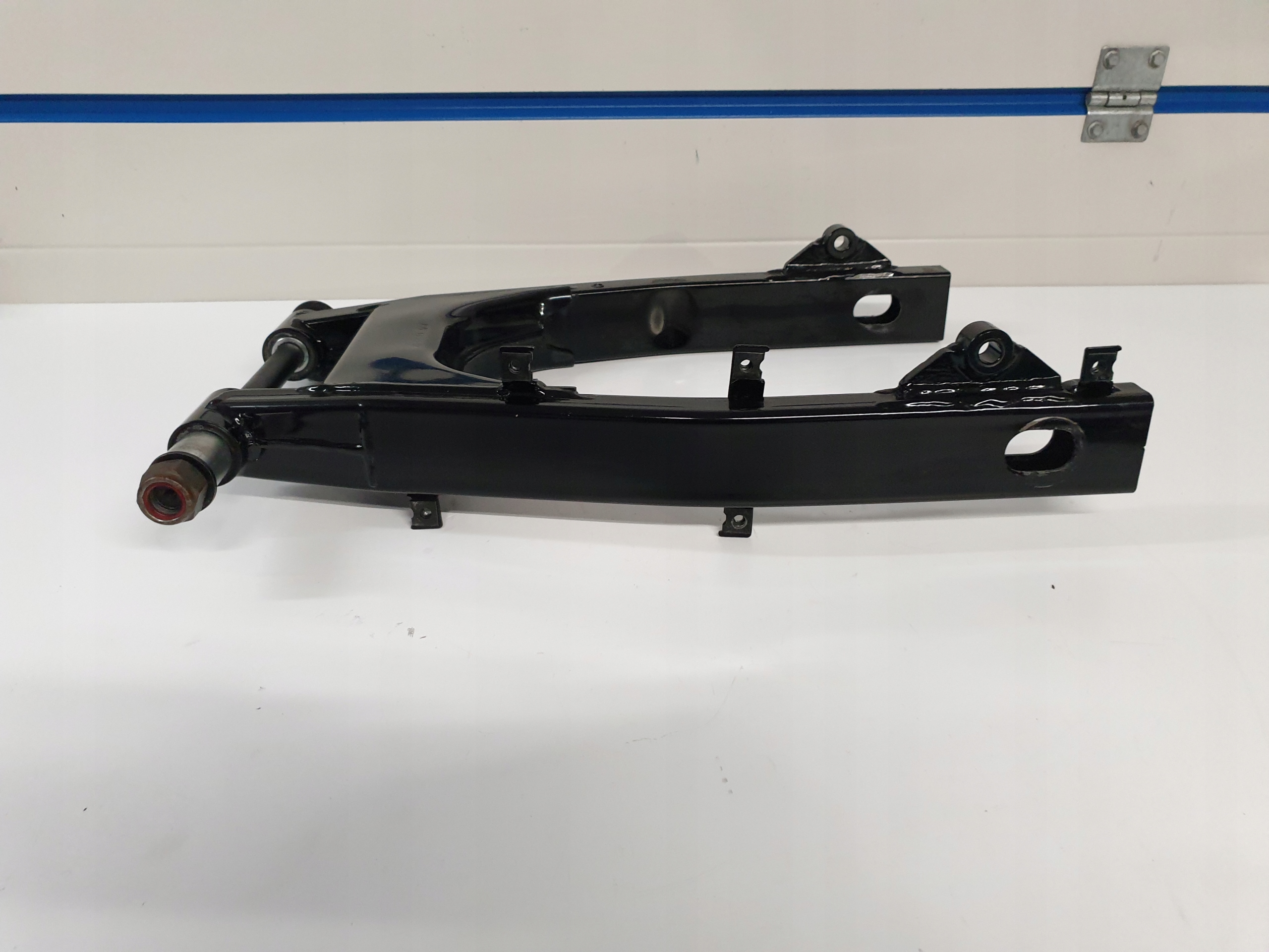 HARLEY DAVIDSON STREET 750 XG задній важіль управління