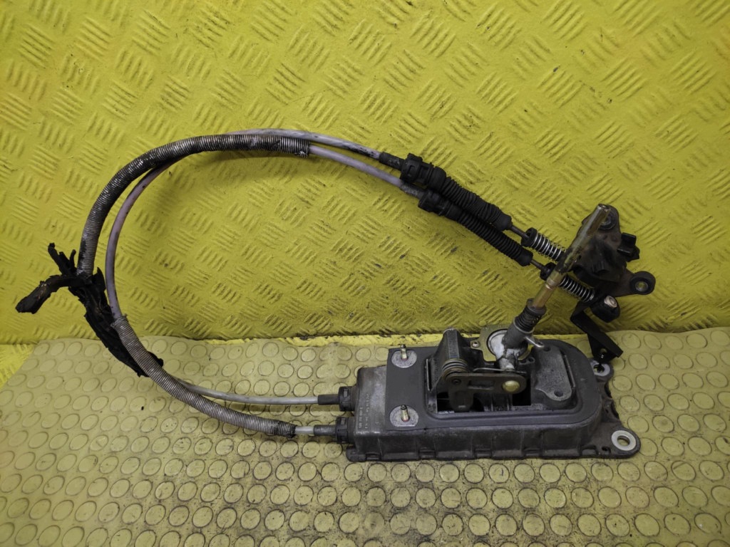 SEAT LEON et Levier de vitesse Câble Mécanisme levier vitesse Engrenage 1J0711061C