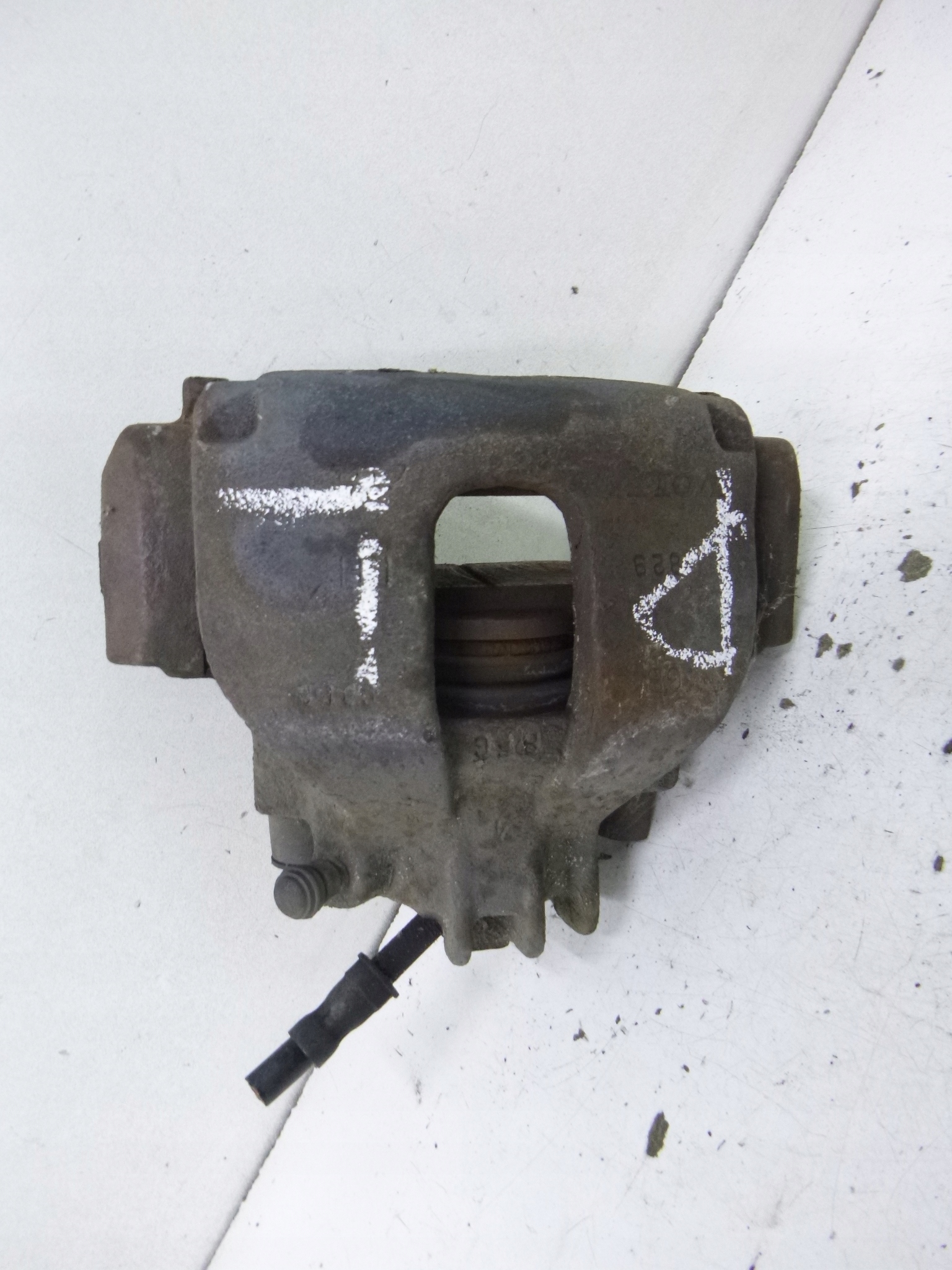caliper brake front Volvo S80 S 80 2.4 2000r.