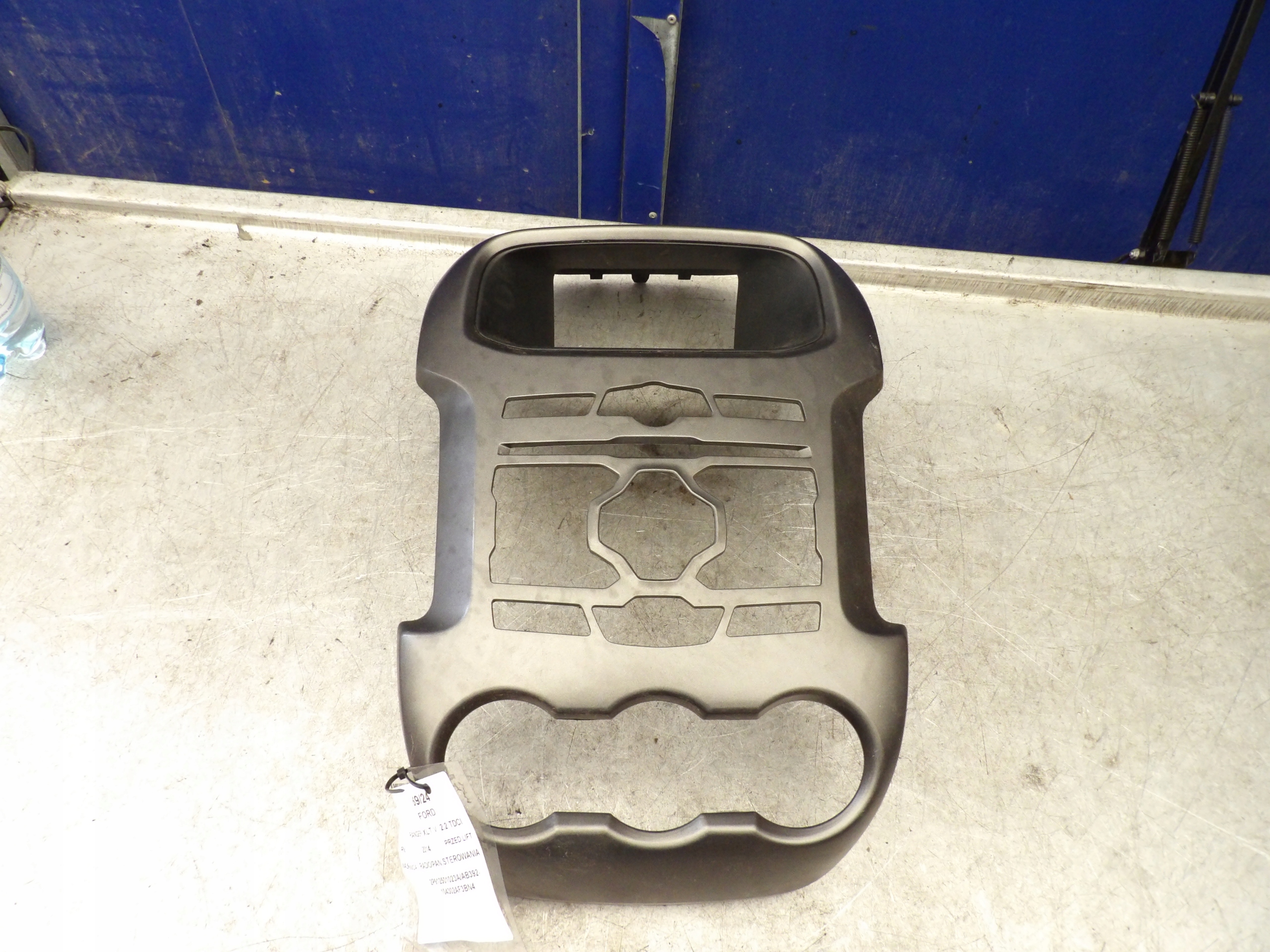 Ford Ranger XLT V cover panelu of control 2P912501023A