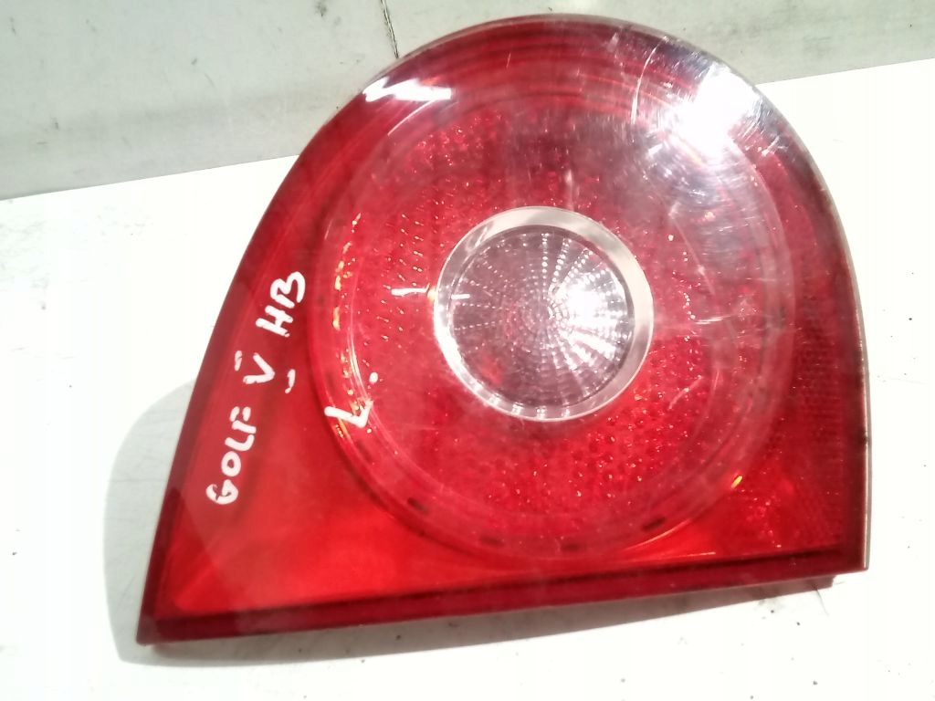 VW Golf V 5 HB 5D light left rear part to the bonnet