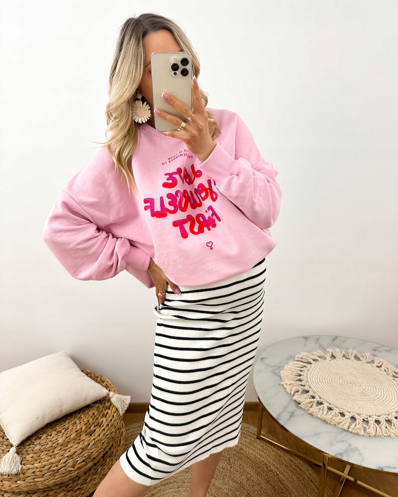 Bluza Ciążowa Pudrowy Róż Różowa z Napisem Love Bawełniana Oversize Odcień blady róż