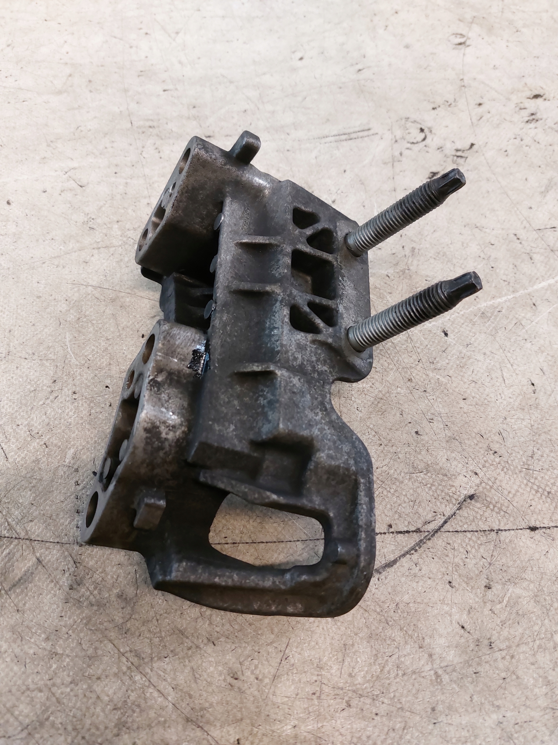 engine mount FORD FOCUS MK2 1.6TDCI