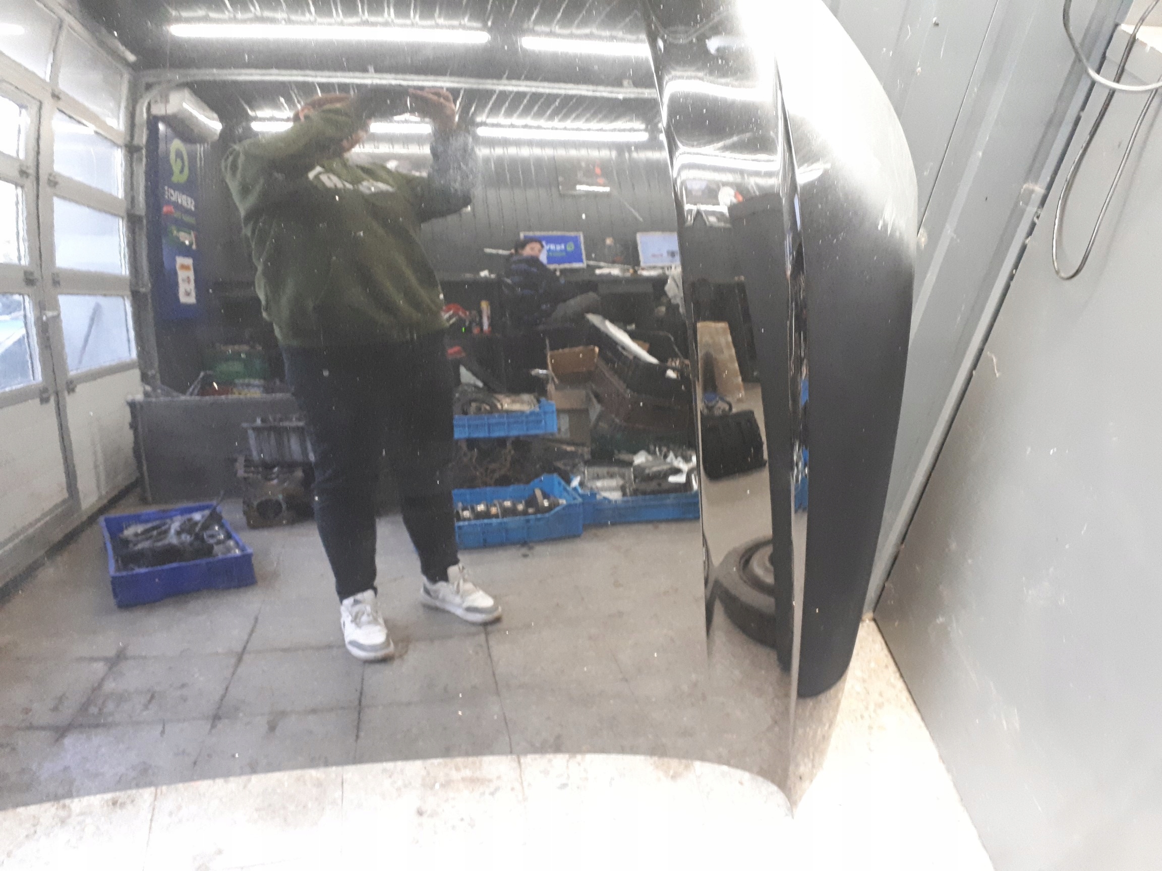 Maska audi a4 b9 czarna 15-23 Numer katalogowy oryginału Maska audi a4 b9 czarna