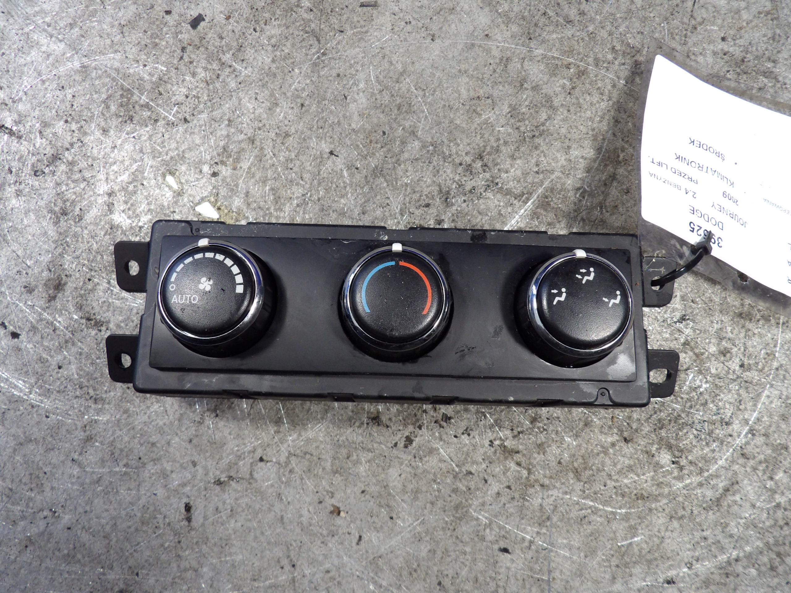 Dodge Journey panel klími, klimatizaci 55111812AD