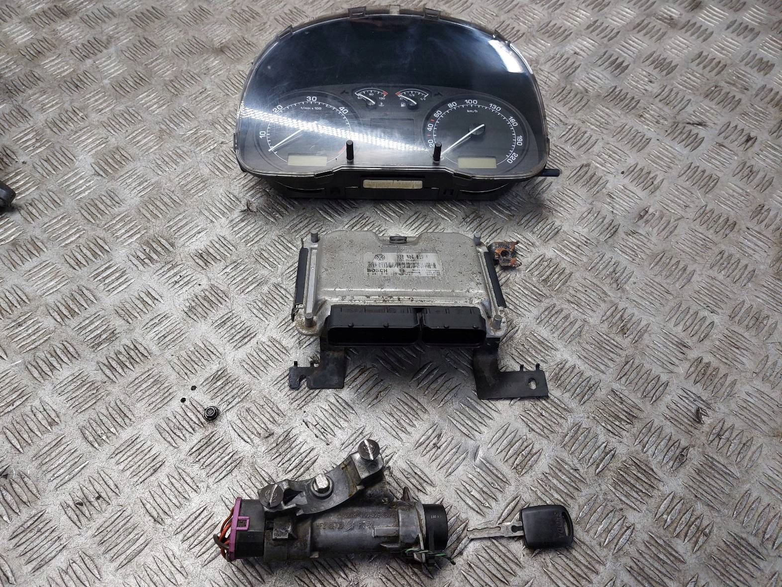 КОМПЛЕКТ СТАРТОВИЙ OCTAVIA I FL 1.9 TDI38906012f