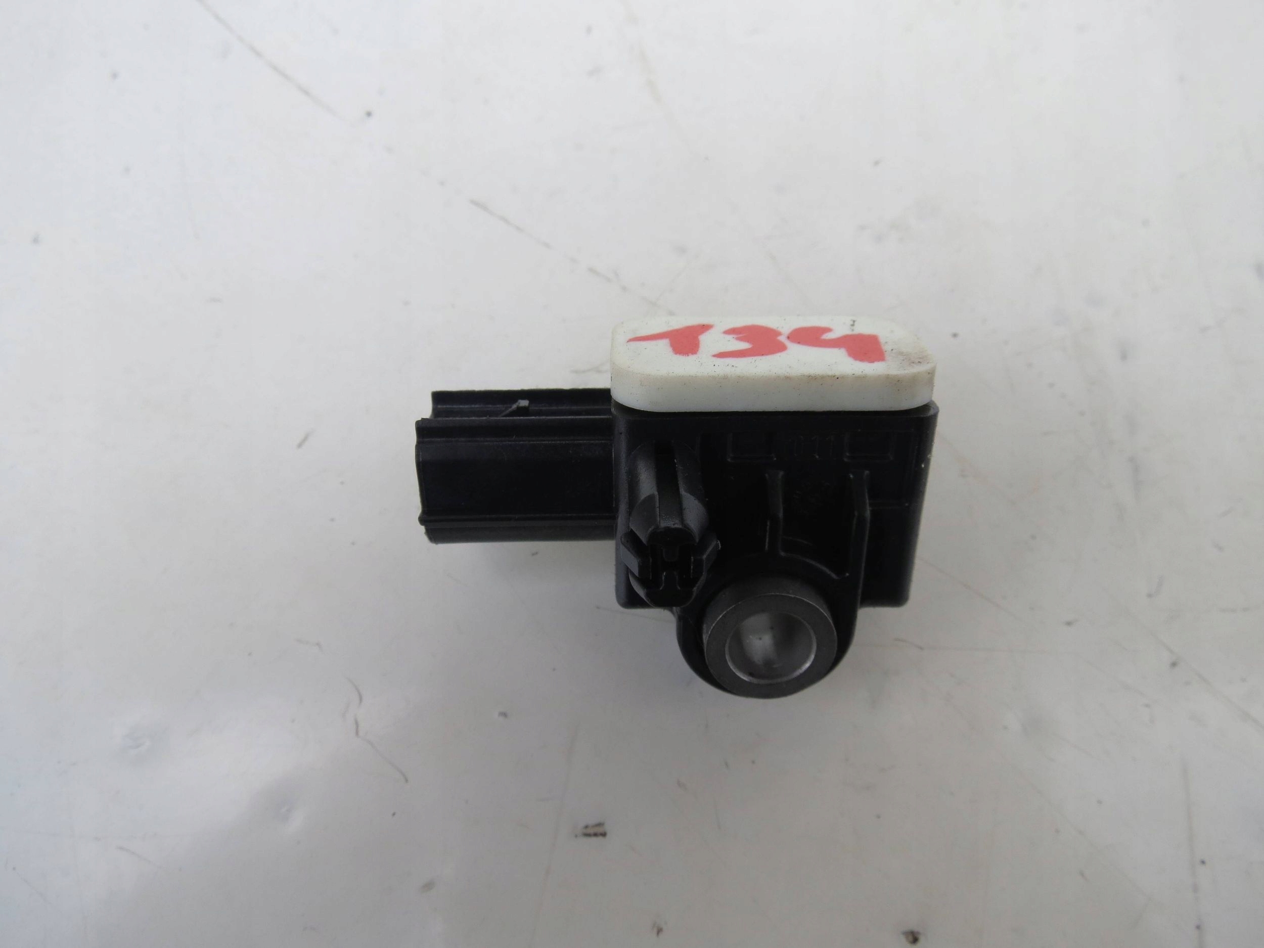 Crashsensor Drucksensor VOLVO S60 II V60 und 2.4 D5 215KM 10-18r 31334336