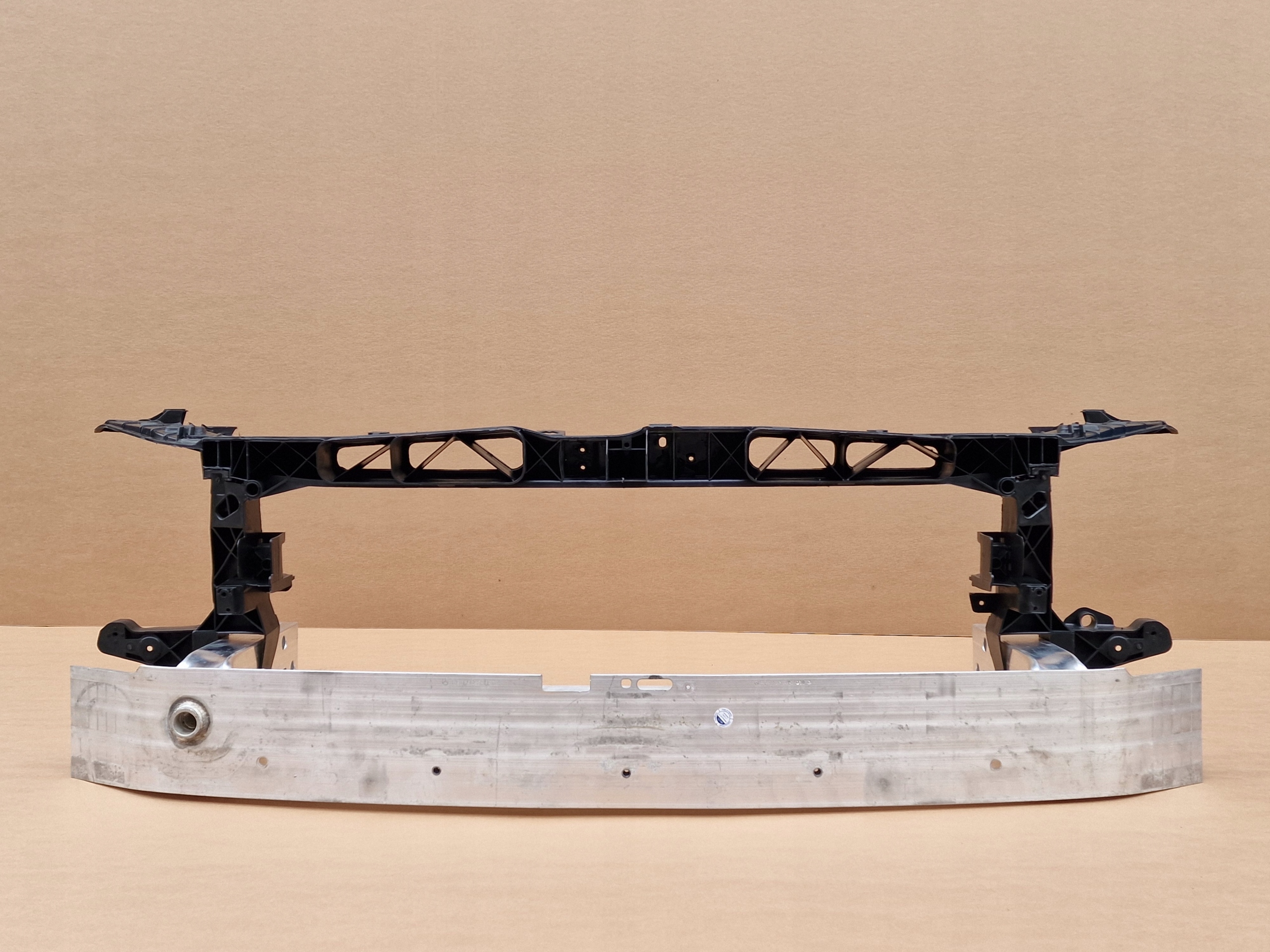 PAS PRZEDNI WZMOCNIENIE BELKA STREFY MERCEDES GLA H247 GLB X247