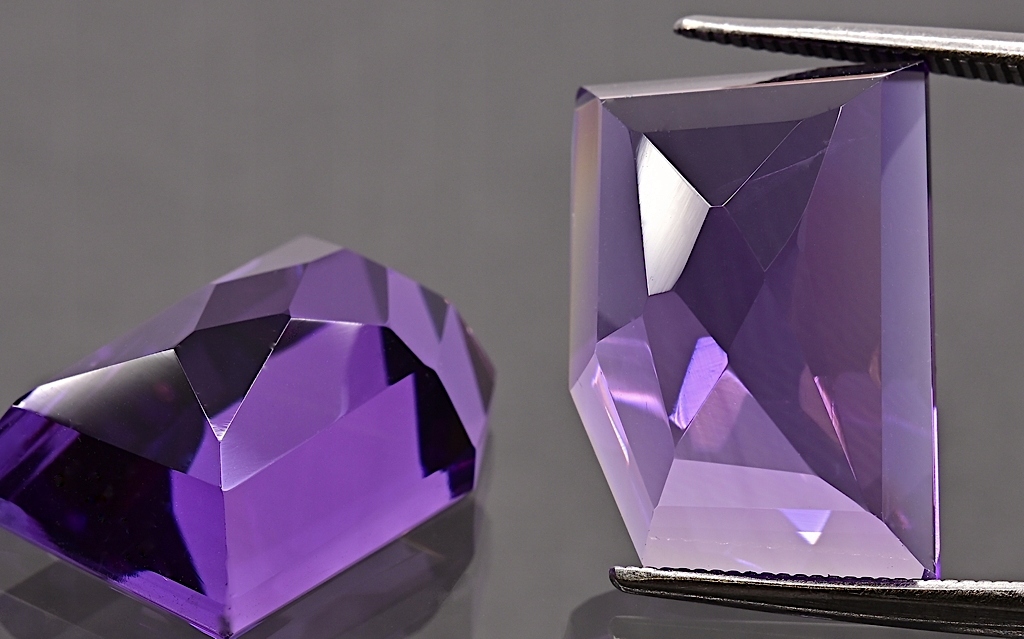 Ametyst fazetovaná fantazijní růžice 16x11 mm