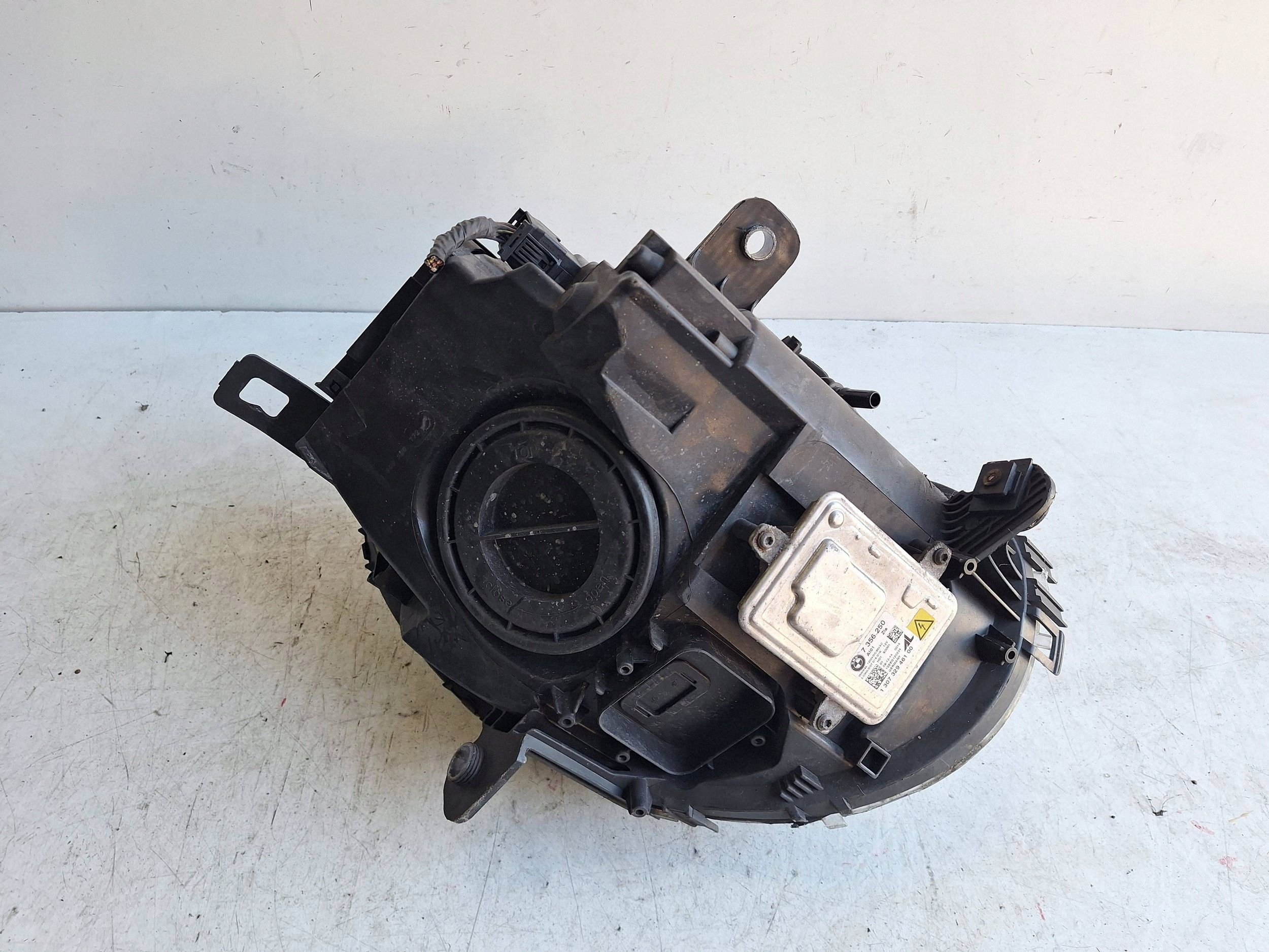 MINI COOPER R61 PACEMAN 12-16 light left XENON UK-ANGLIK 9801043-07