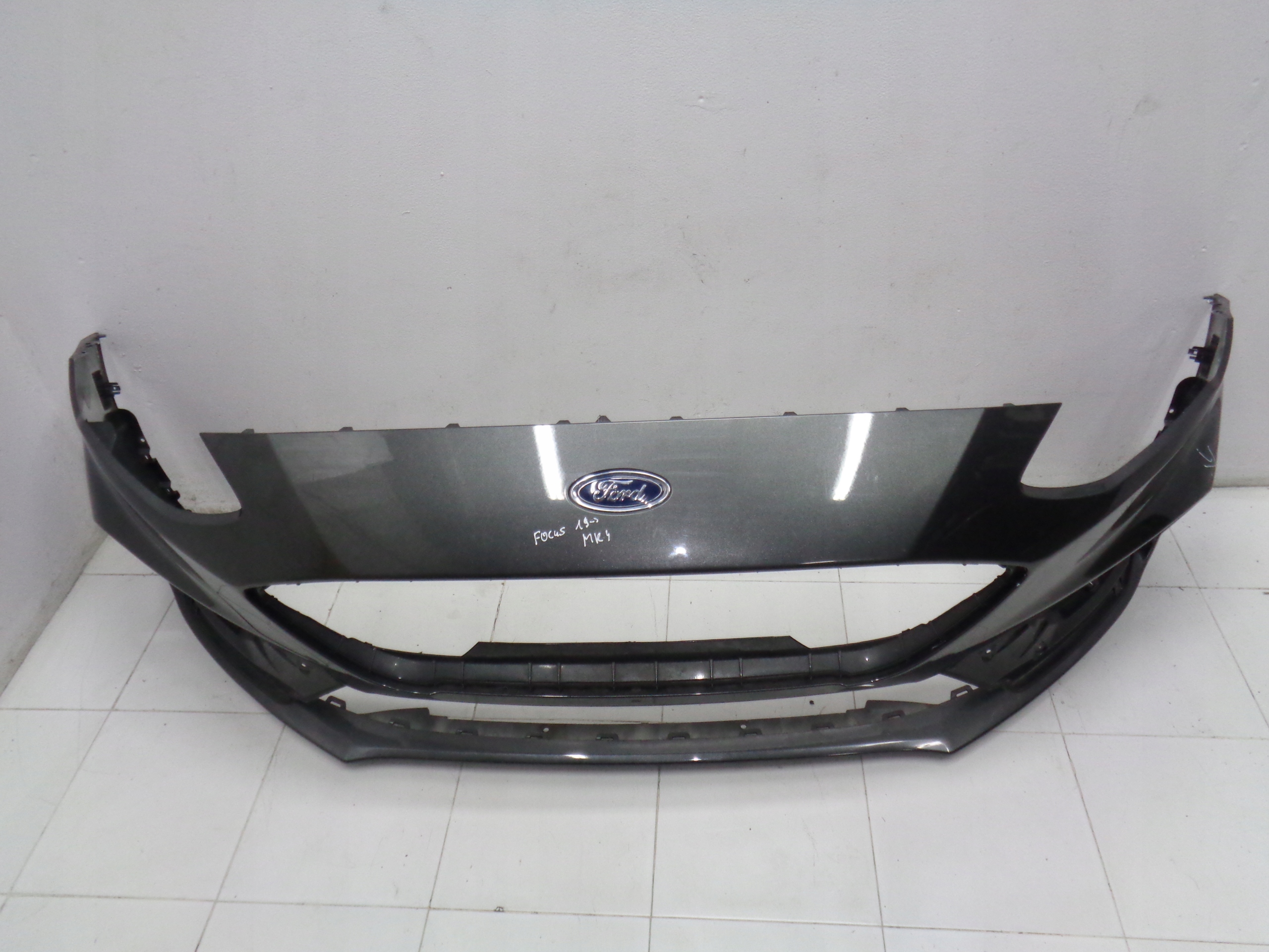 FORD FOCUS 4 MK4 STOSSSTANGE VORNE 6XPDC 18R>