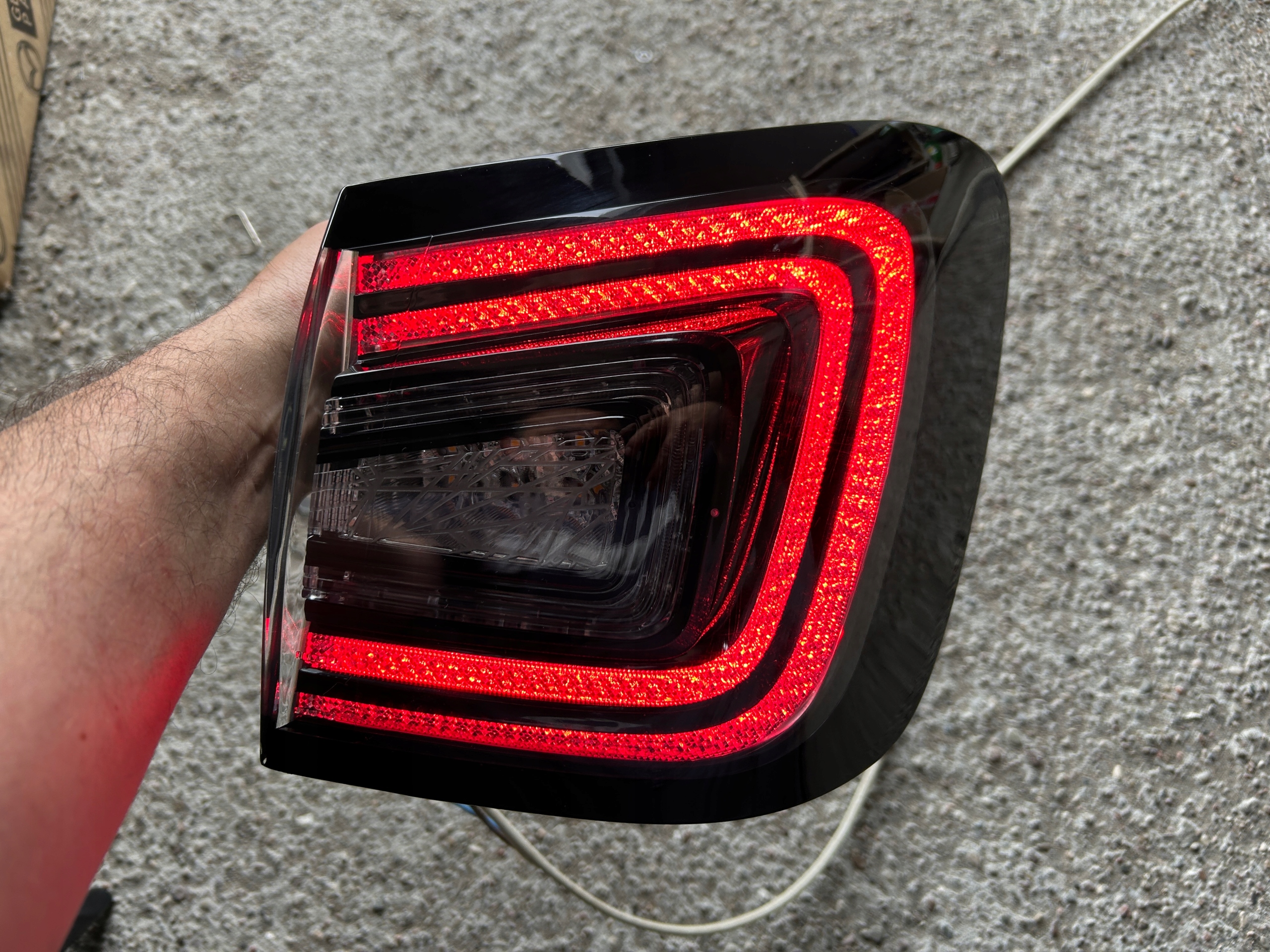 Hyundai NEXO фонарь правый led 92402-M5101 оригинал европа