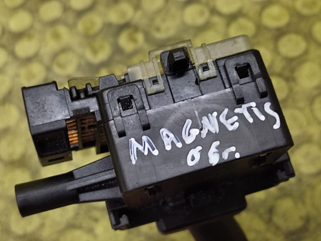 KIA MAGENTIS wiper control 202004726