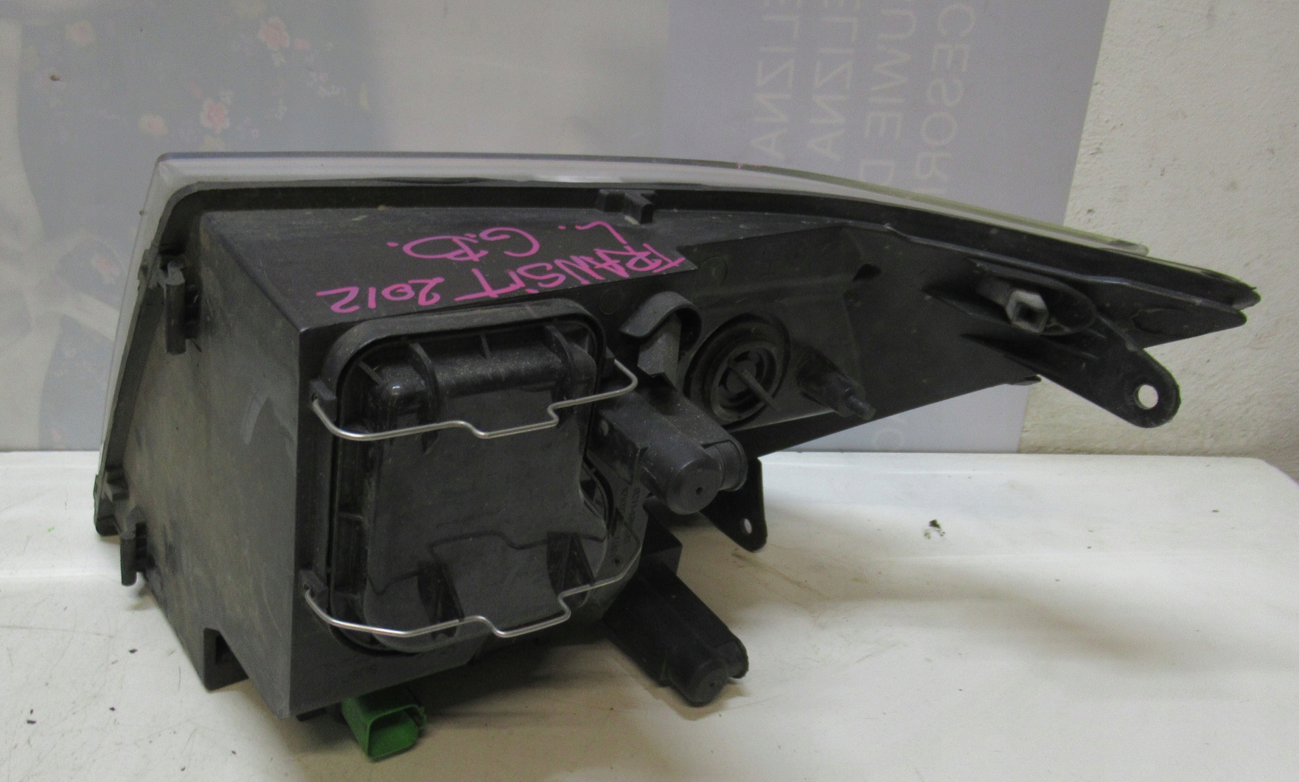 FORD TRANSIT MK6 12R light left front GB