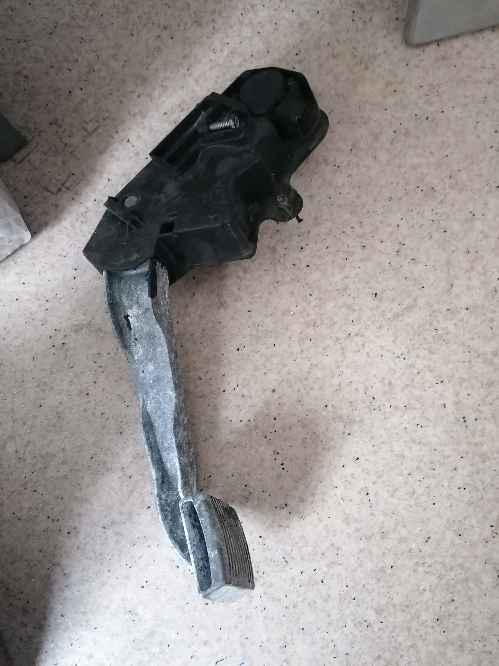 ПОТЕНЦІОМЕТР ПЕДАЛЬ ГАЗУ ПРЕМІУМ МАГНУМ ДИ