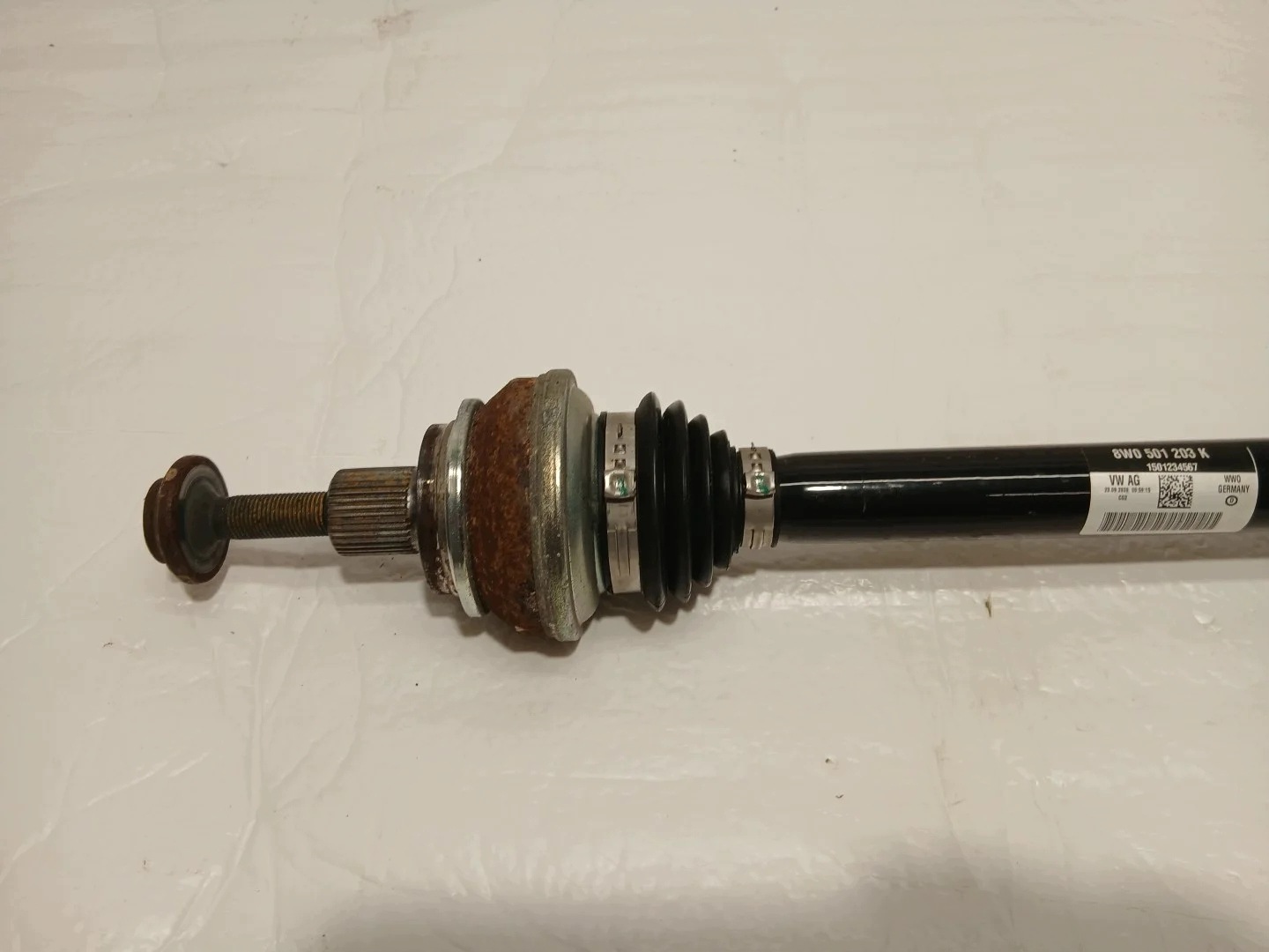 AUDI A4 B9 LIFT semi-axis left rear part 8W0501203K