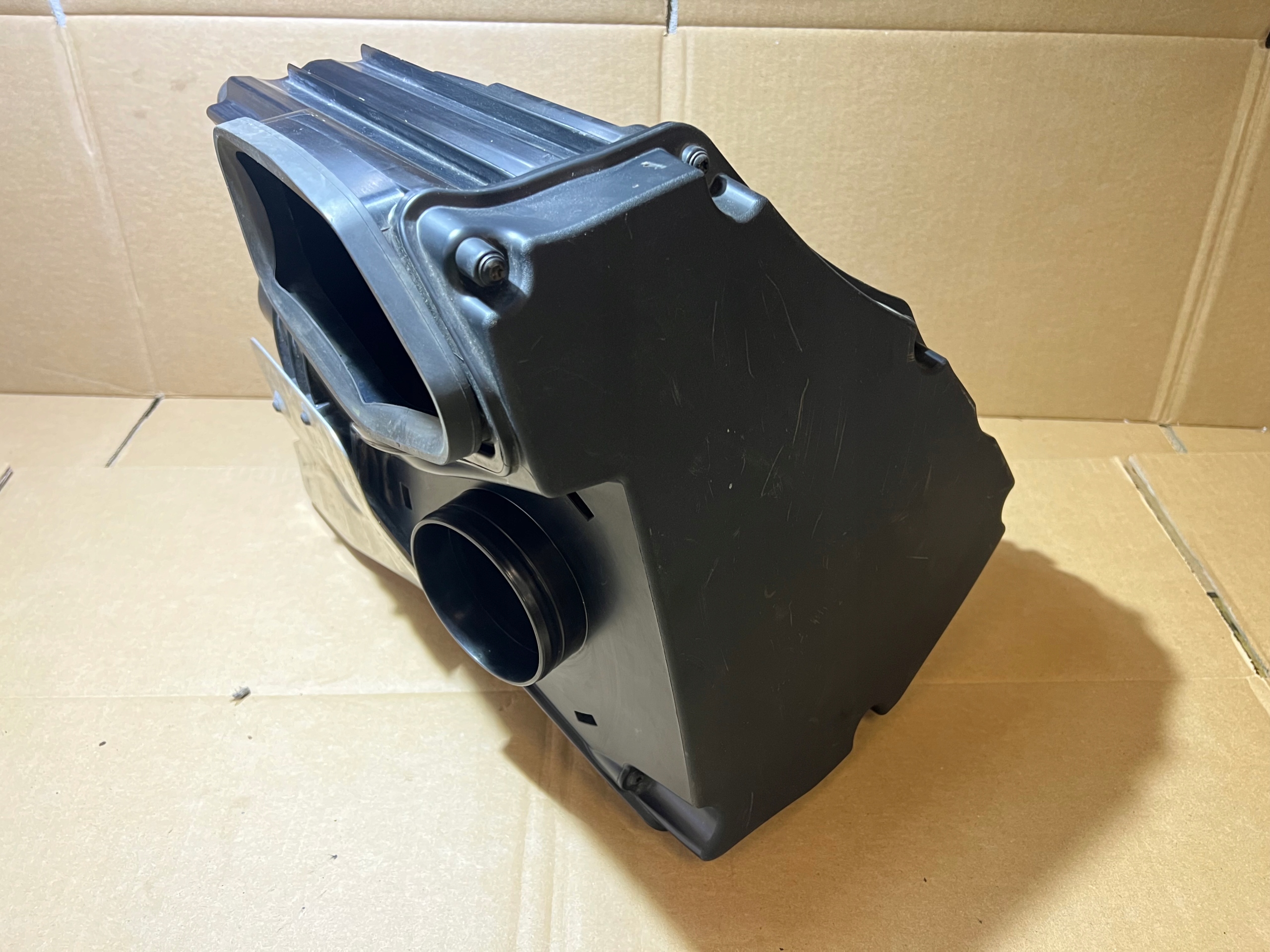 AUDI Q5 80A 2.0 TFSI Gehäuse filter luft 80A133835AC