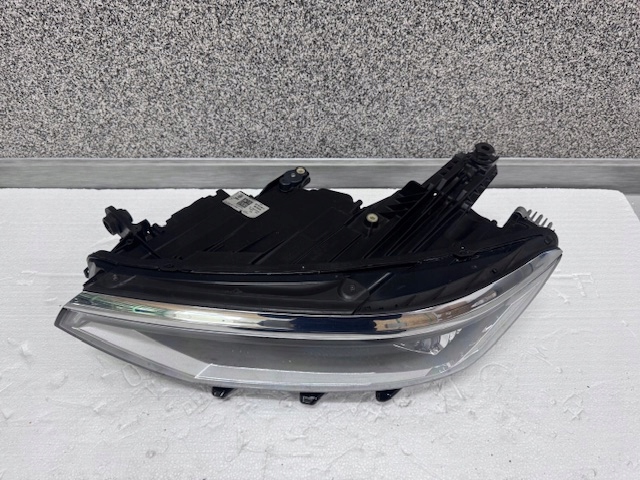 light left VW Passat B8 LIFT Full LED IQ