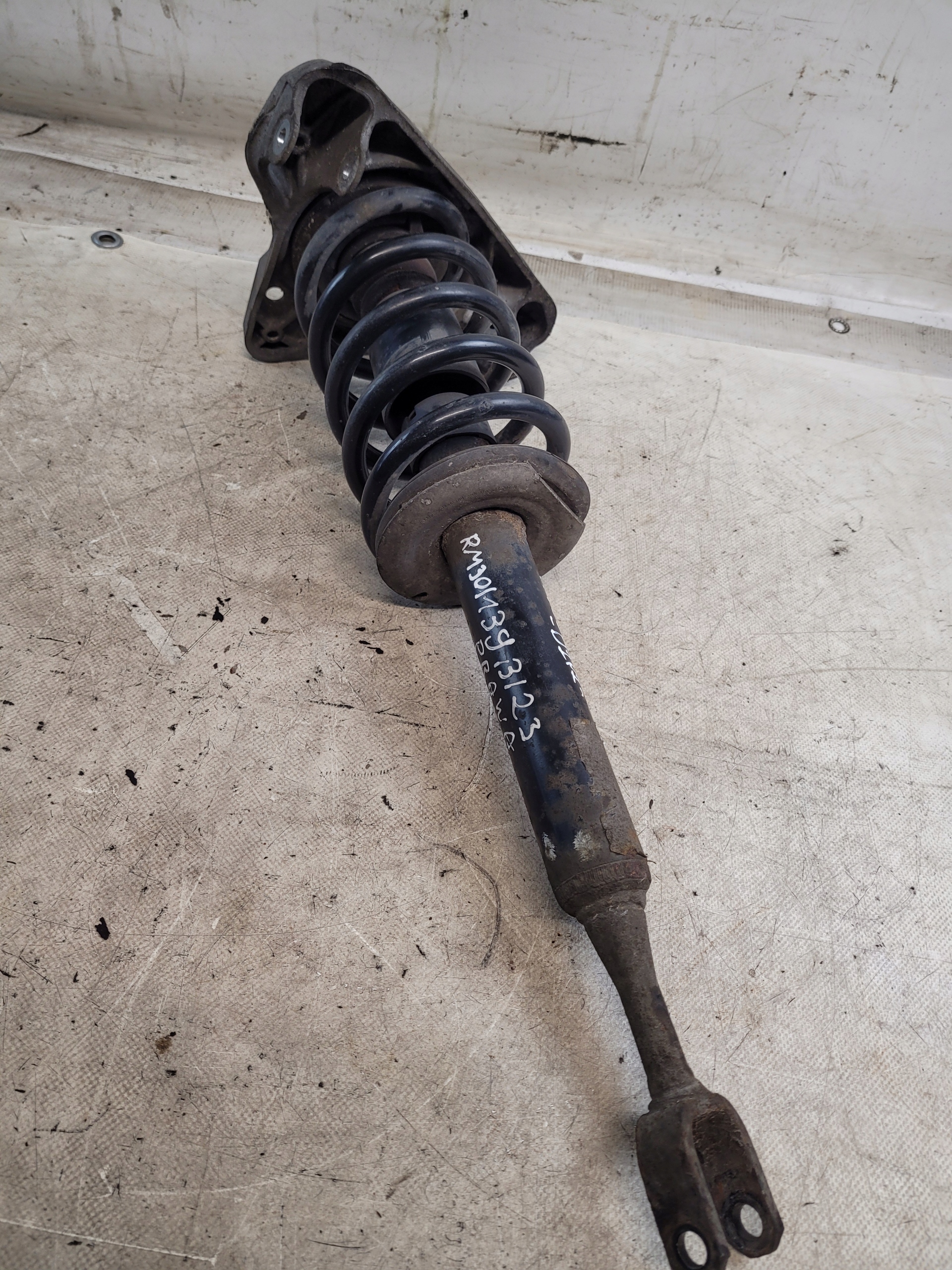 shock absorber McPherson right front + holder WAHACZY AUDI A4 B6 2.0B 02r.