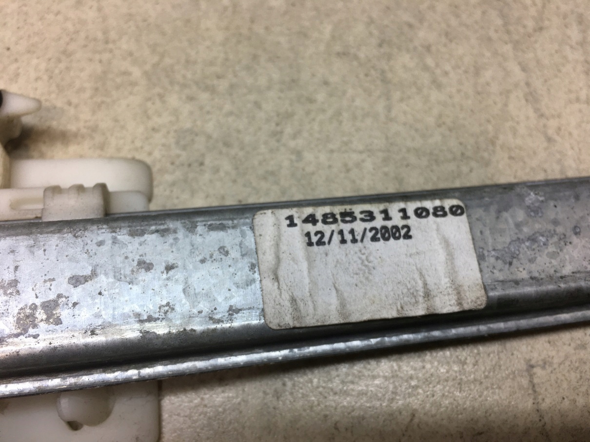 window regulator right front C8 1485311080