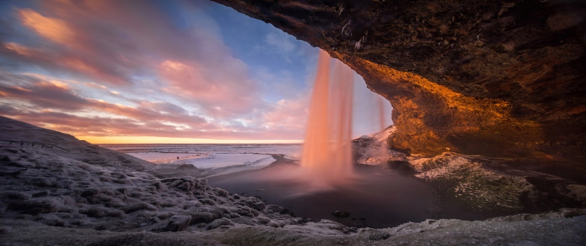 

Fototapeta Flizelinowa Jaskinia Wodospad 250x104