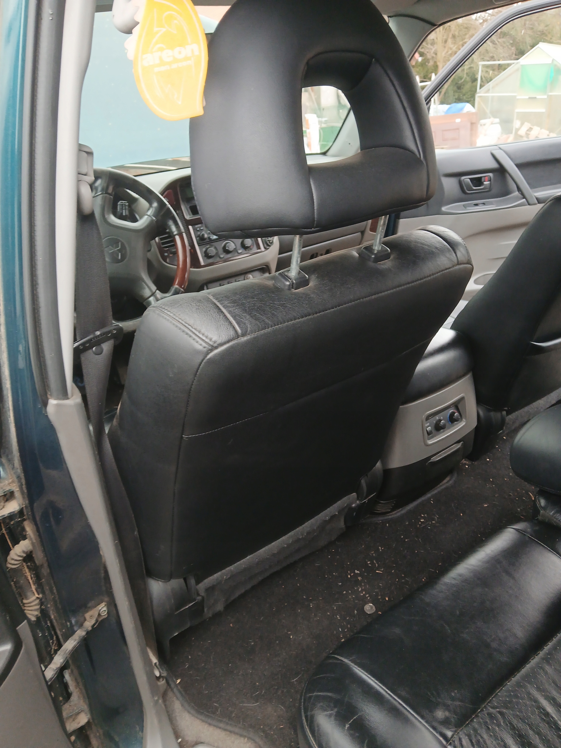 Pajero III 5d кресла , черные , комплект