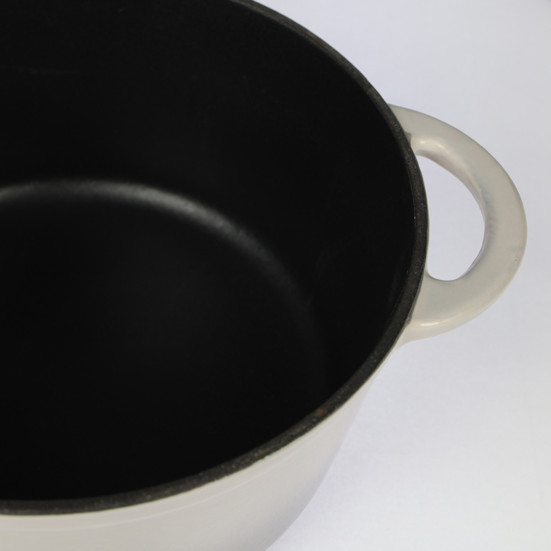 Garnek żeliwny Brytfanna Kociołek emaliowany 3,8 L Marka Emalia Rybnik