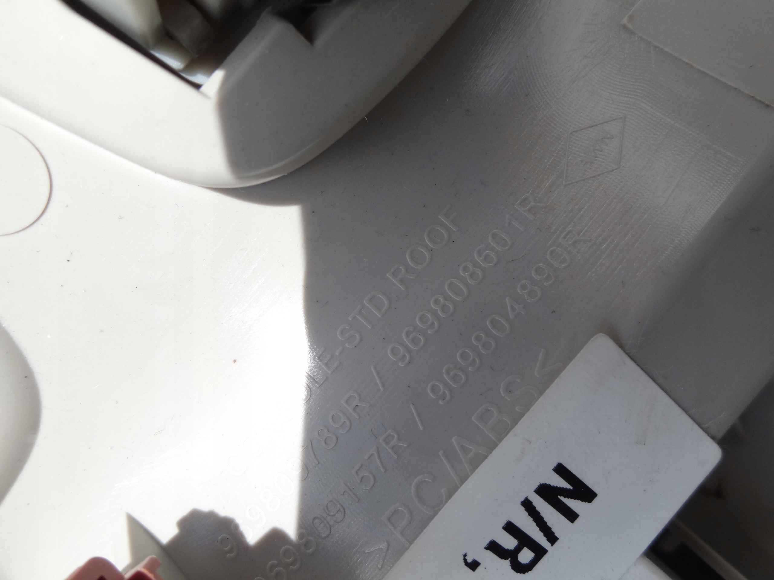 renault ARKANA 2023 лампочка оригинал