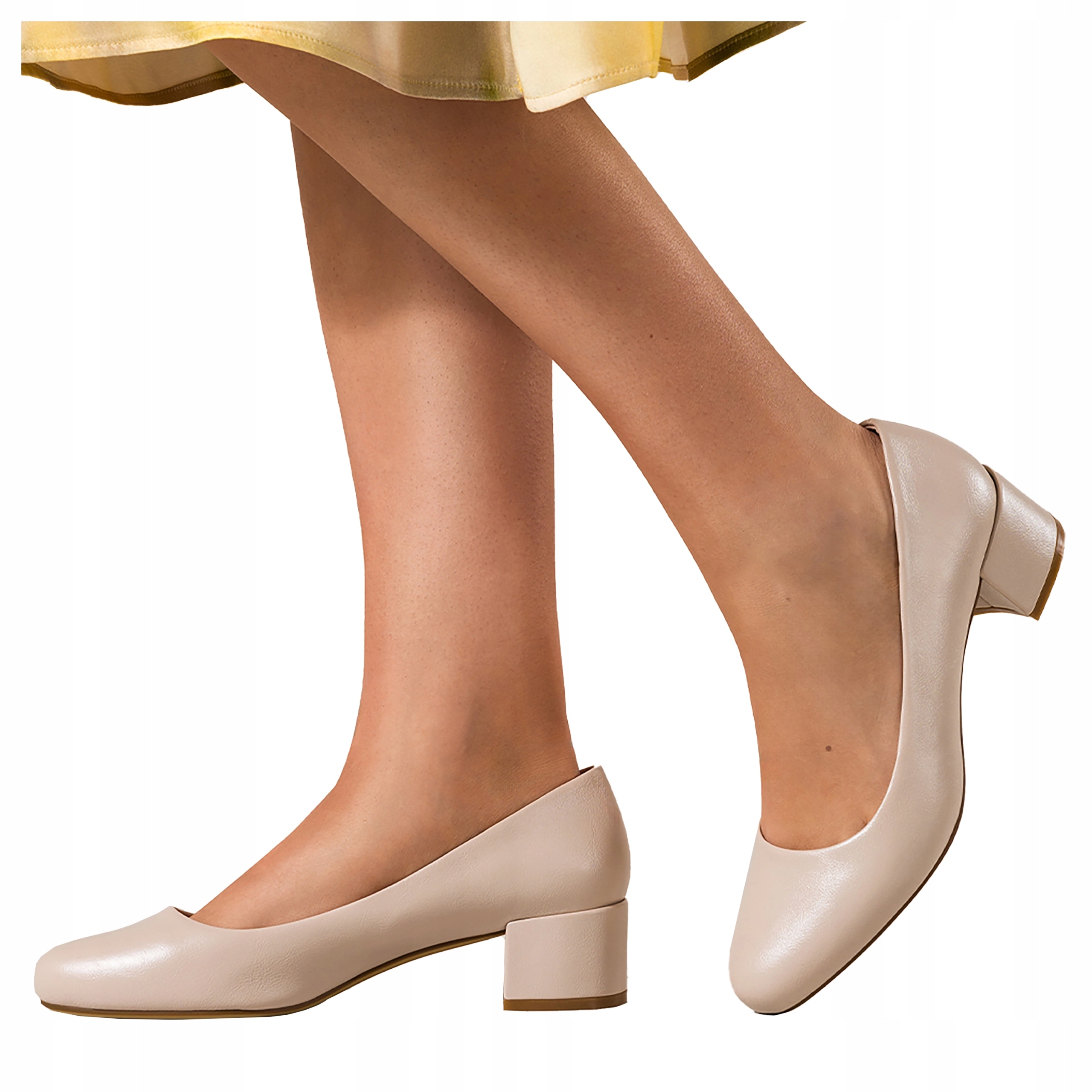 Czółenka Beżowe Damskie Skórzana Wkładka Na Niskim Obcasie r 39