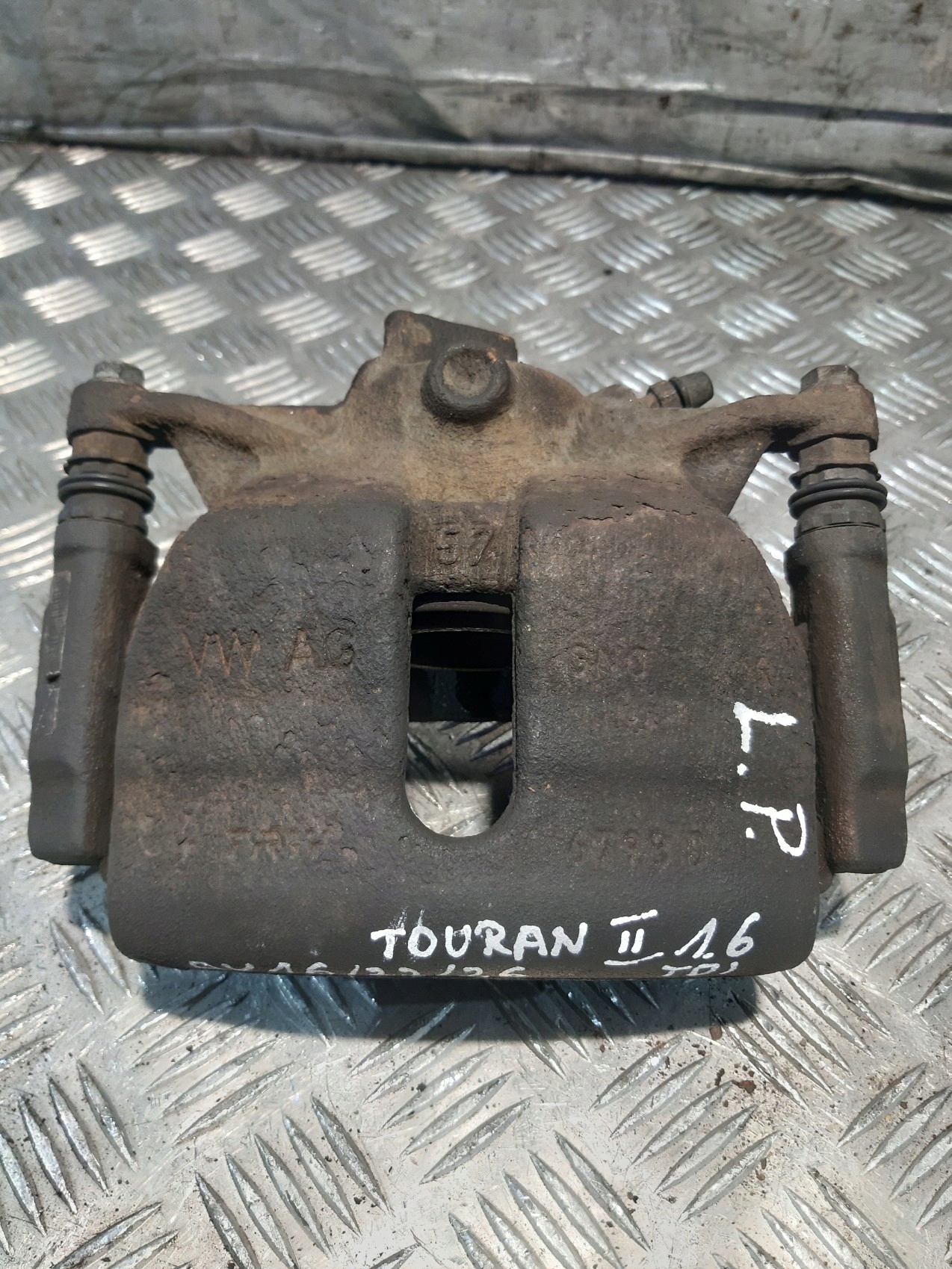caliper brake TRW left front VW TOURAN II 1.6TDI