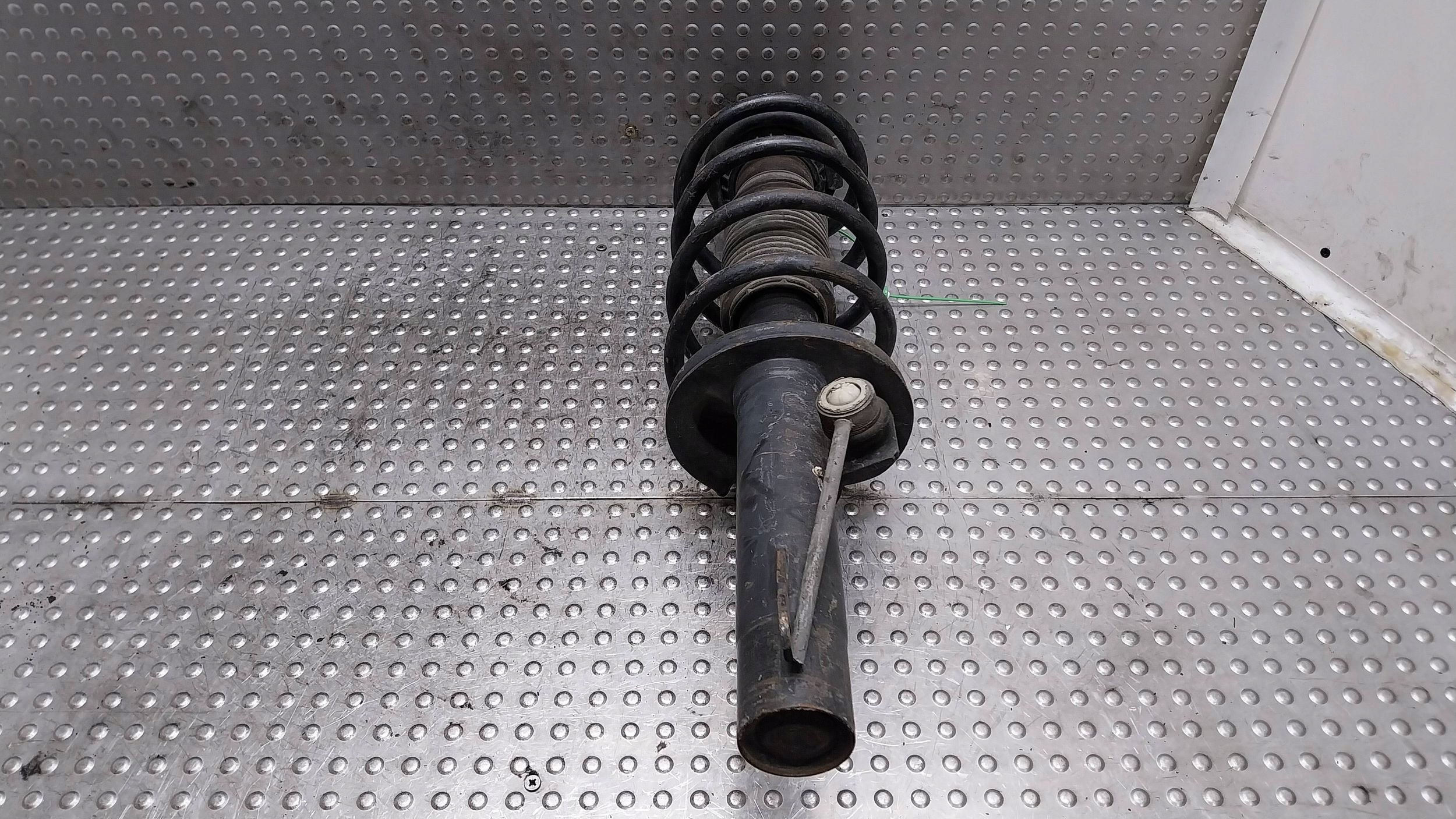 shock absorber right front 2T14-18045-AH FORD TRANSIT CONNECT 02