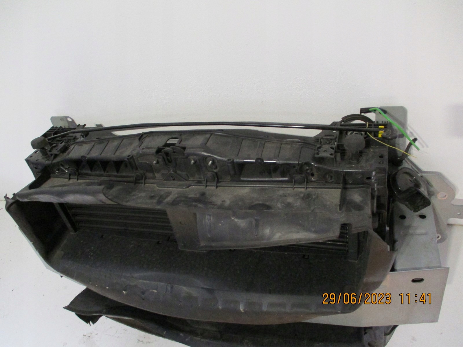 Pas przedni CHŁODNICE FORD KUGA MK3 1,5TDCI Producent części Ford OE