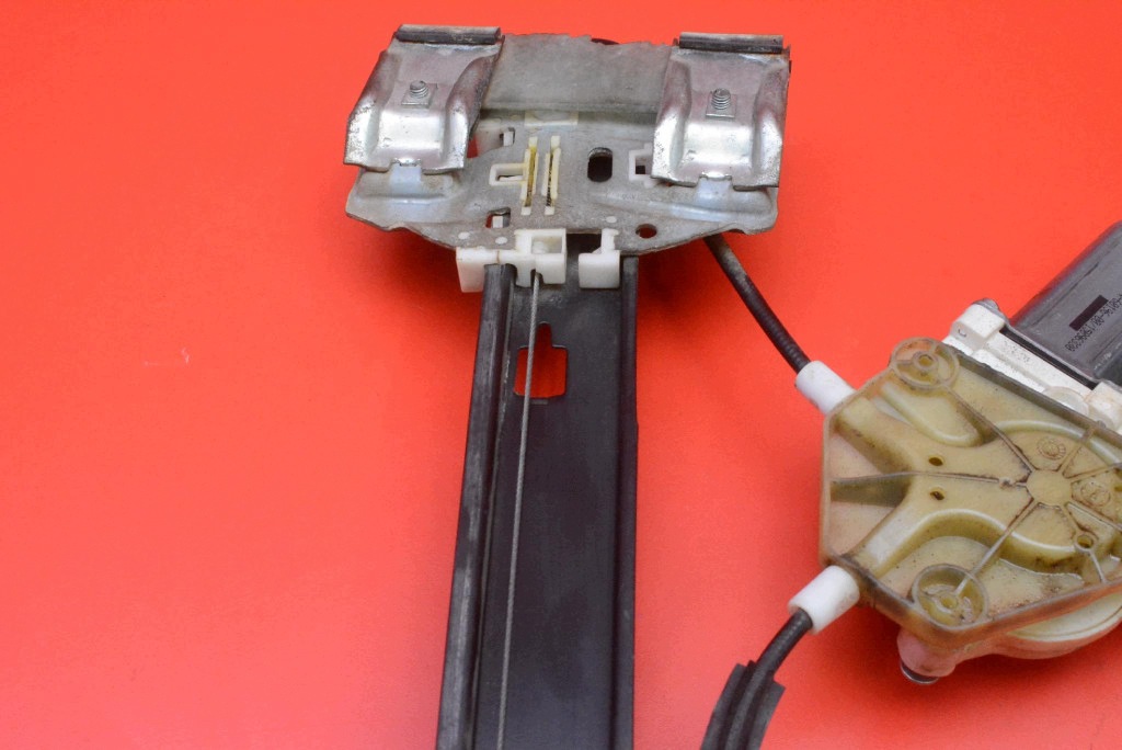 window regulator right rear part 973624105 SEAT LEON 2 II MK2 FR 05-09