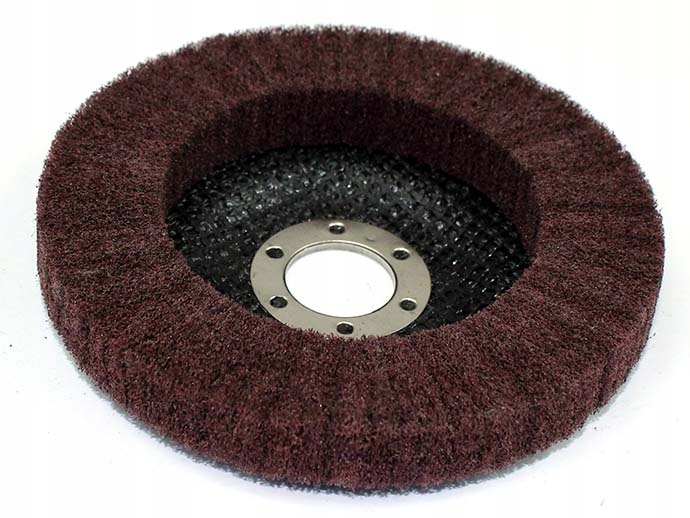 TARCZA POLERSKA DO SATYNOWANIA WŁÓKNINA SZLIFIERKA Marka inny