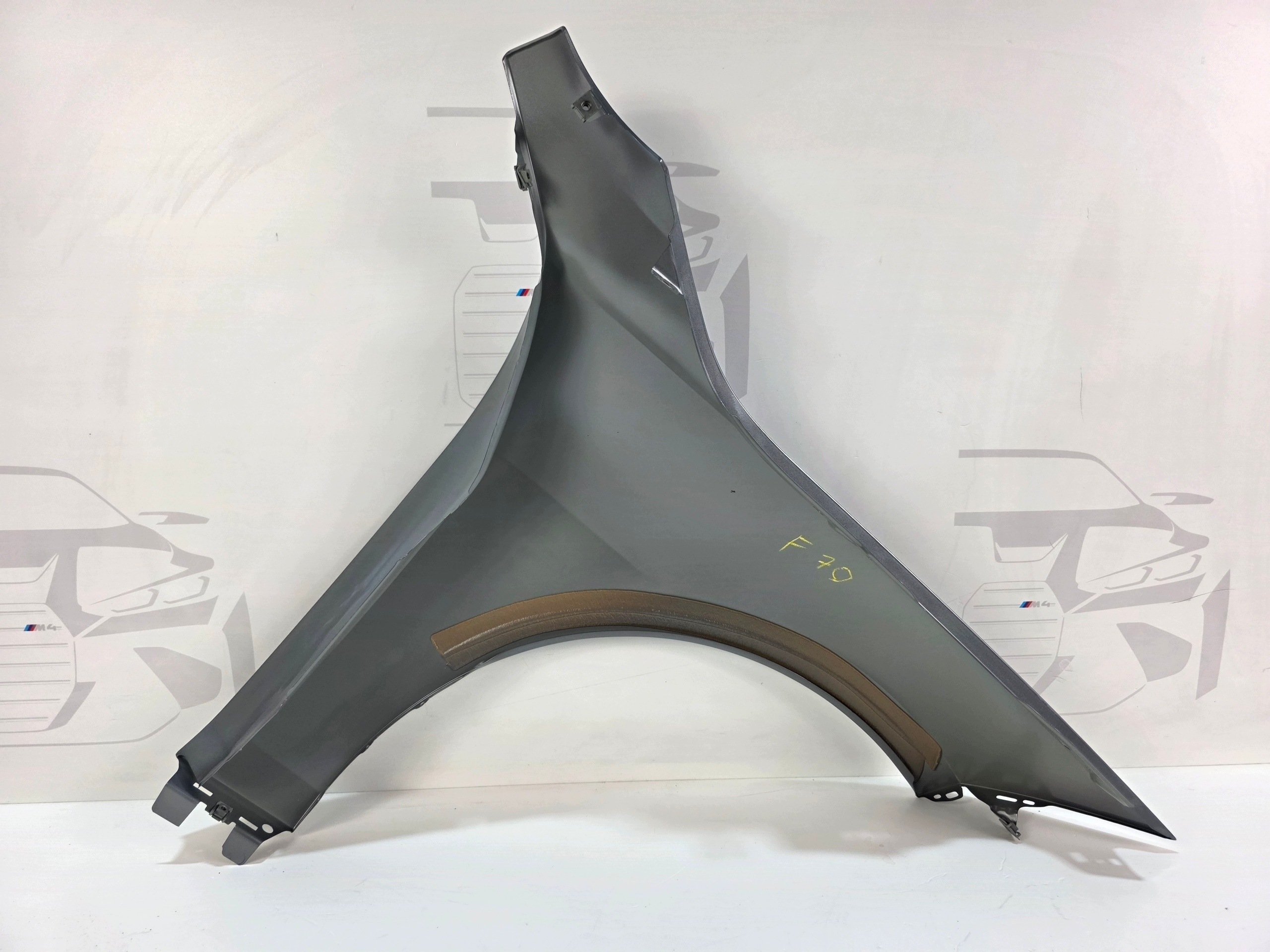 fender left front BMW 1 F40 4 F70