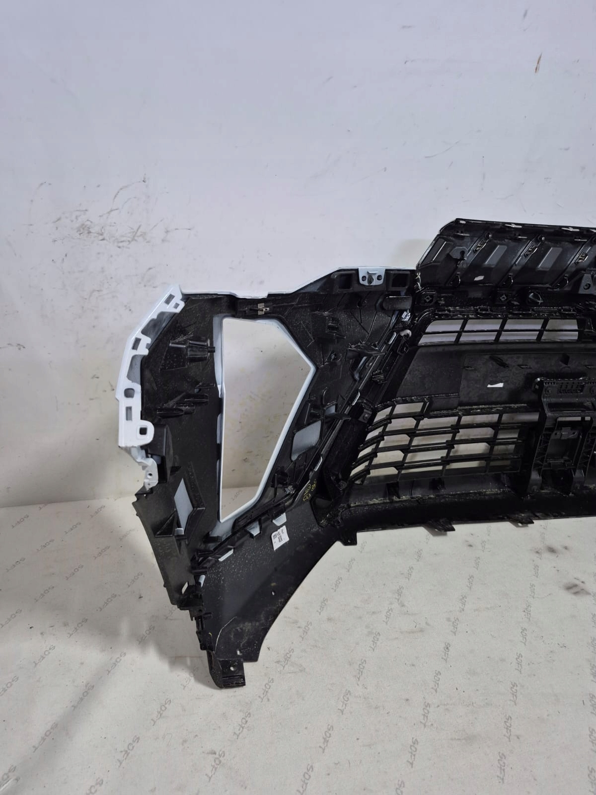 MITSUBISHI ASX II LIFT 24- bumper front front grill 622541496R