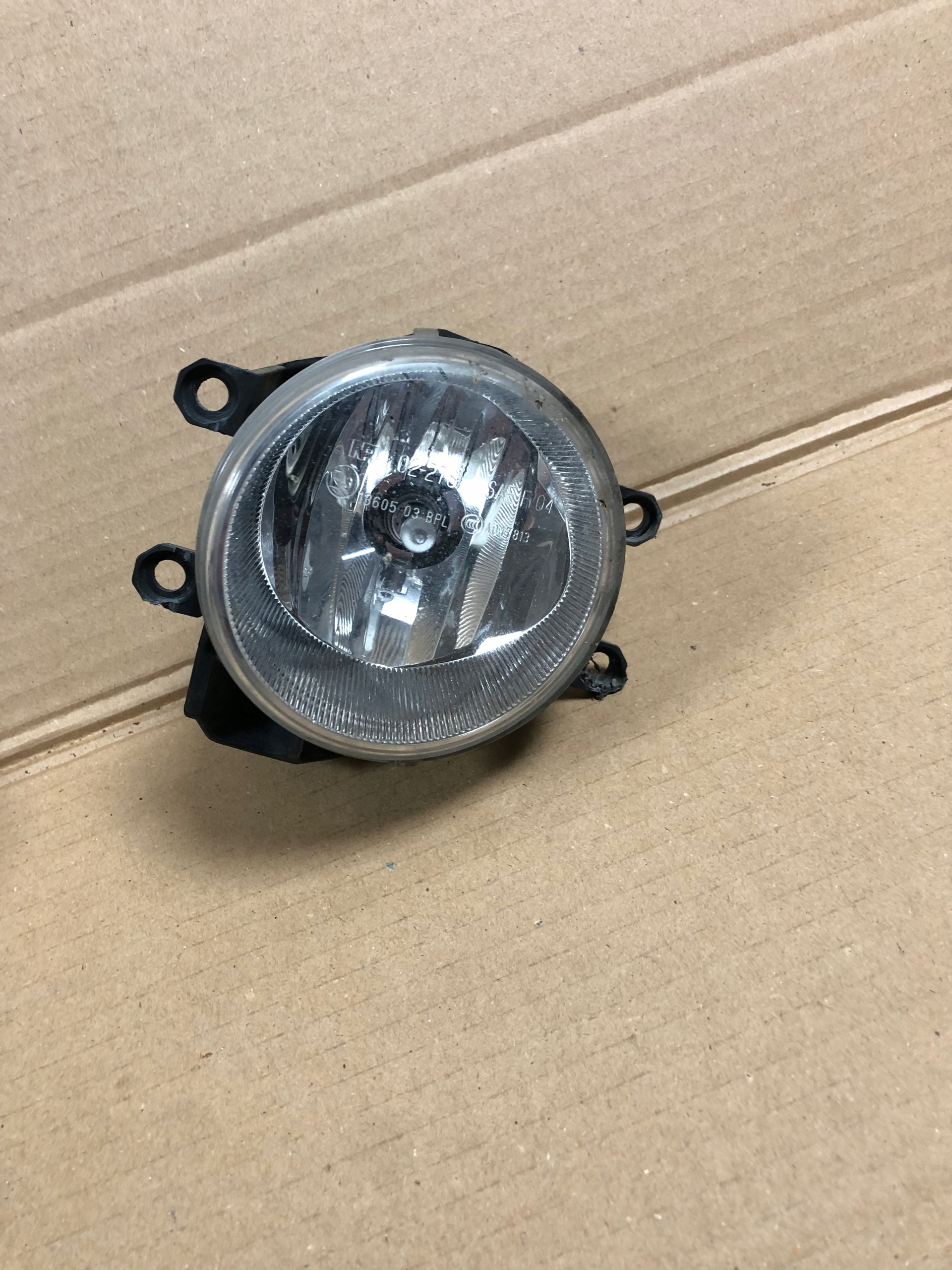 TOYOTA TUNDRA ГАЛОГЕН ЛЕВЫЙ