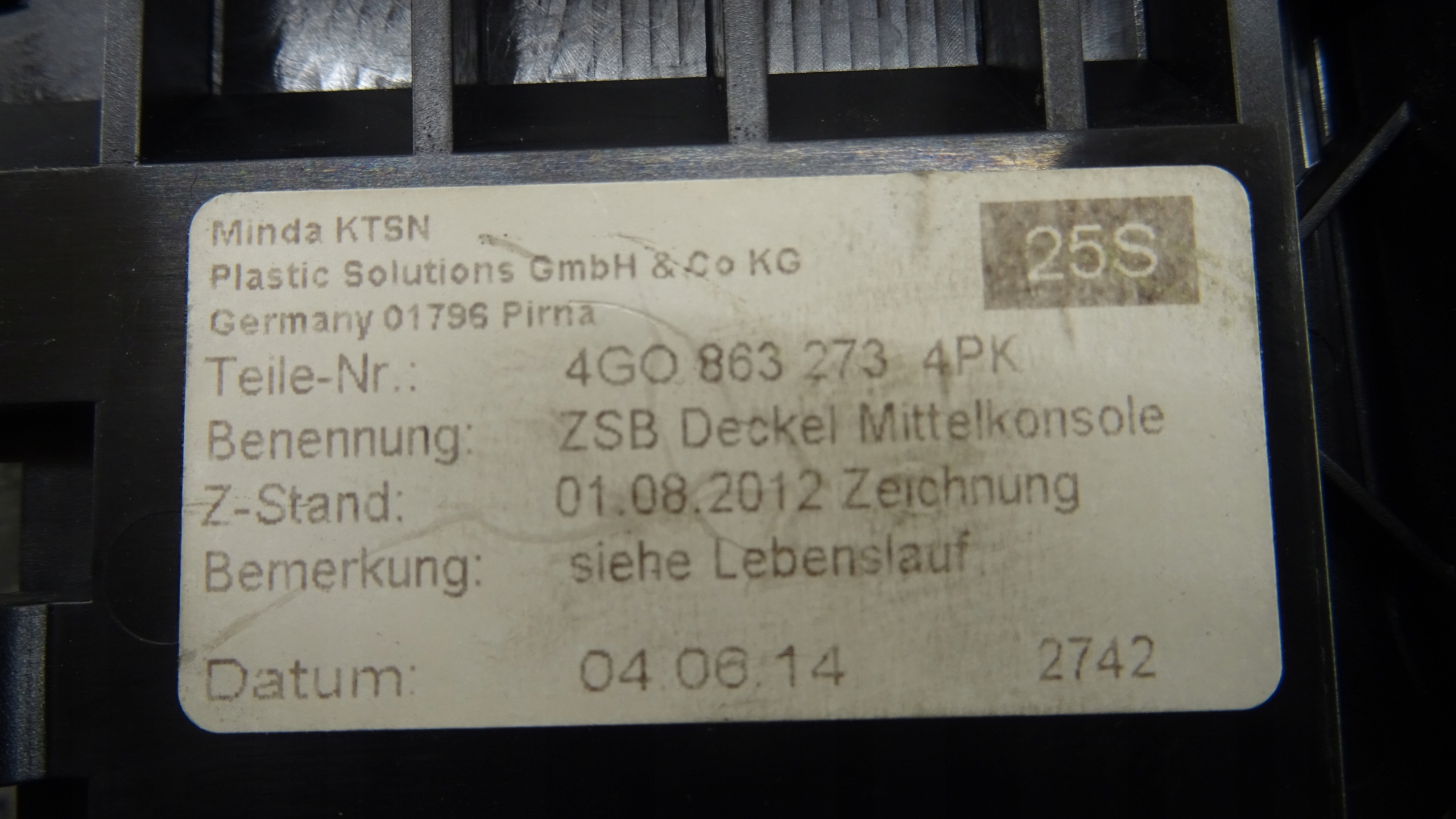 ashtray front Audi A6 C7 4G0857951A 4G0863273