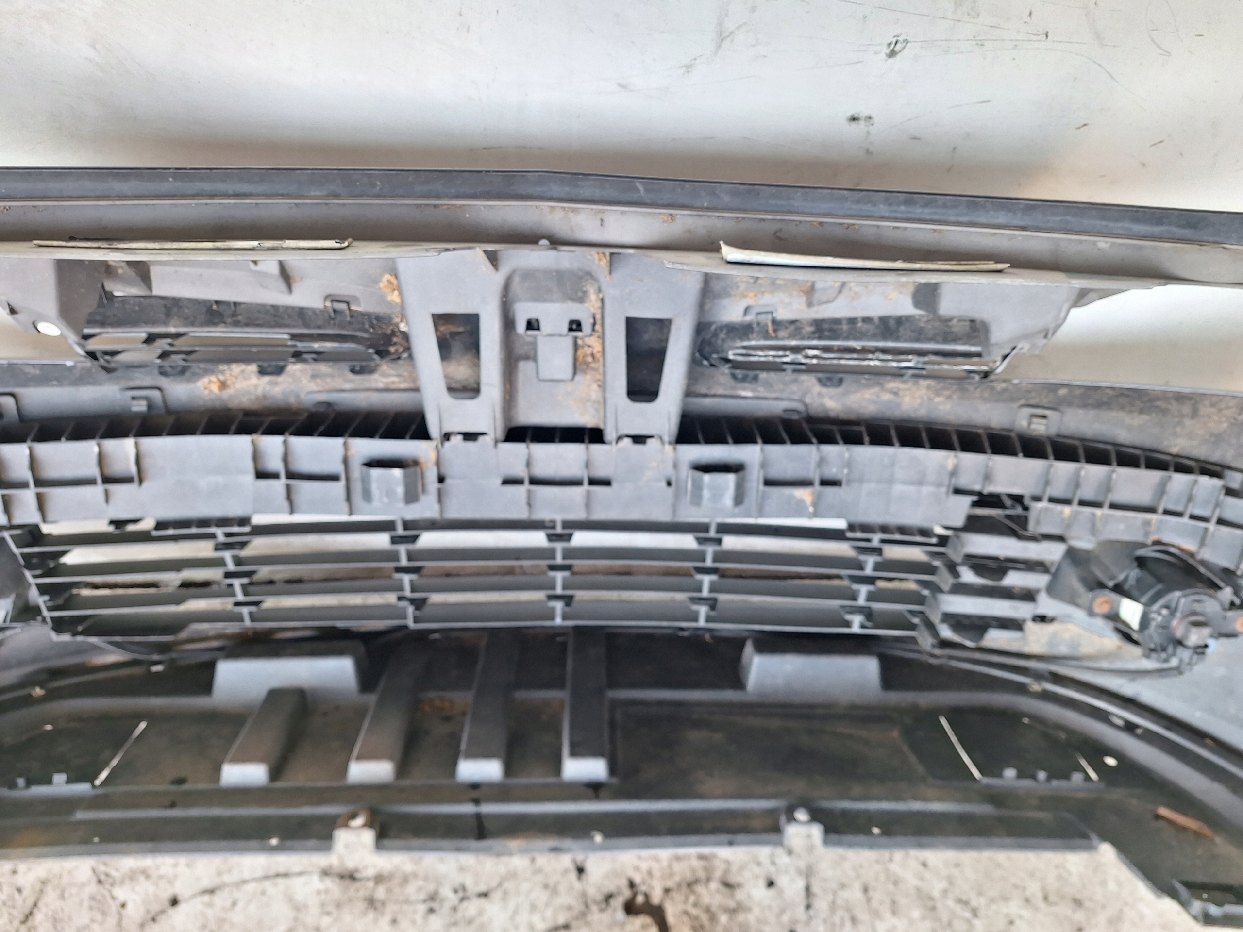 RENAULT CLIO III 05-09 bumper 195