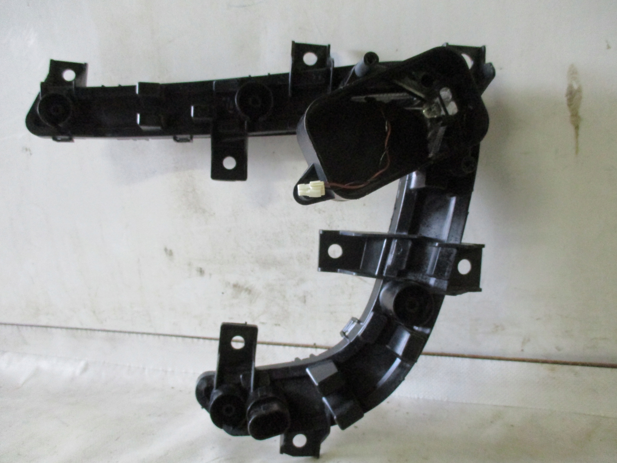 передняя vw e -UP правый 13-16r 77301R