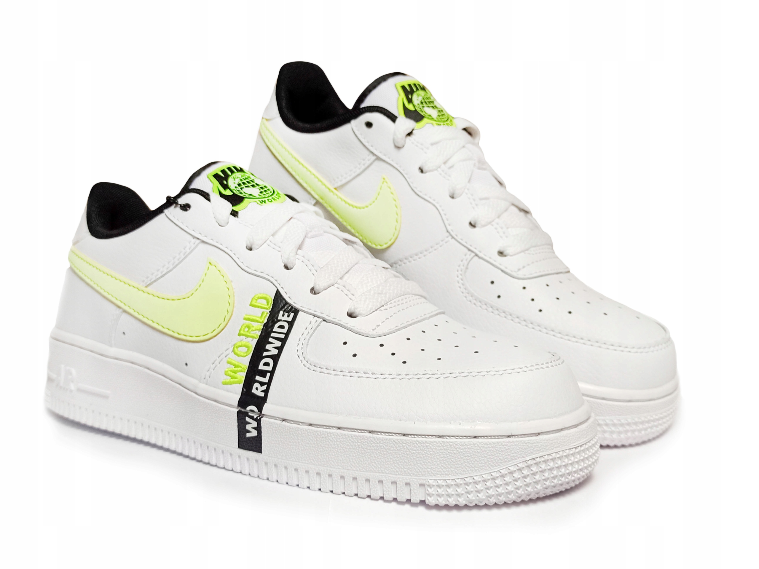 

Nike Air Force 1 LV8 Gs CN8536100 r.37.5 +gratis