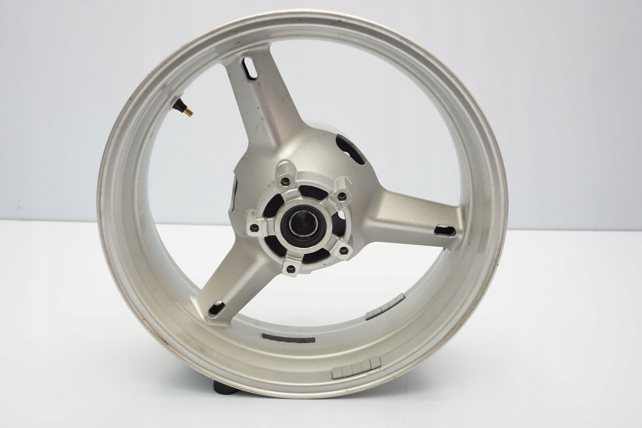 SUZUKI SV 1000 03-07 ОБОД ЗАДНИЙ ЗАДНИЙ