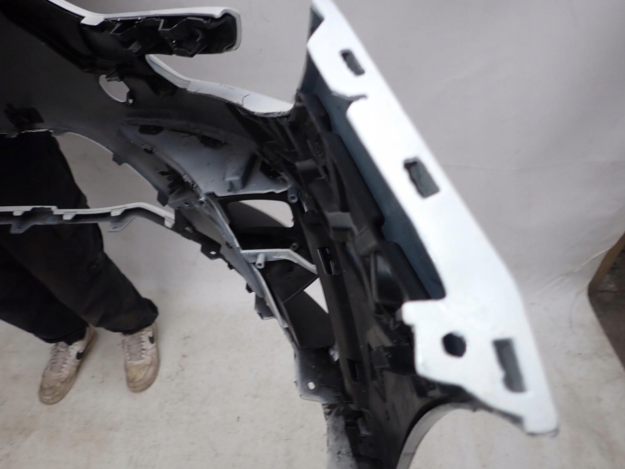 RENAULT MEGANE IV 4 LIFT 20-24 bumper front front PDC