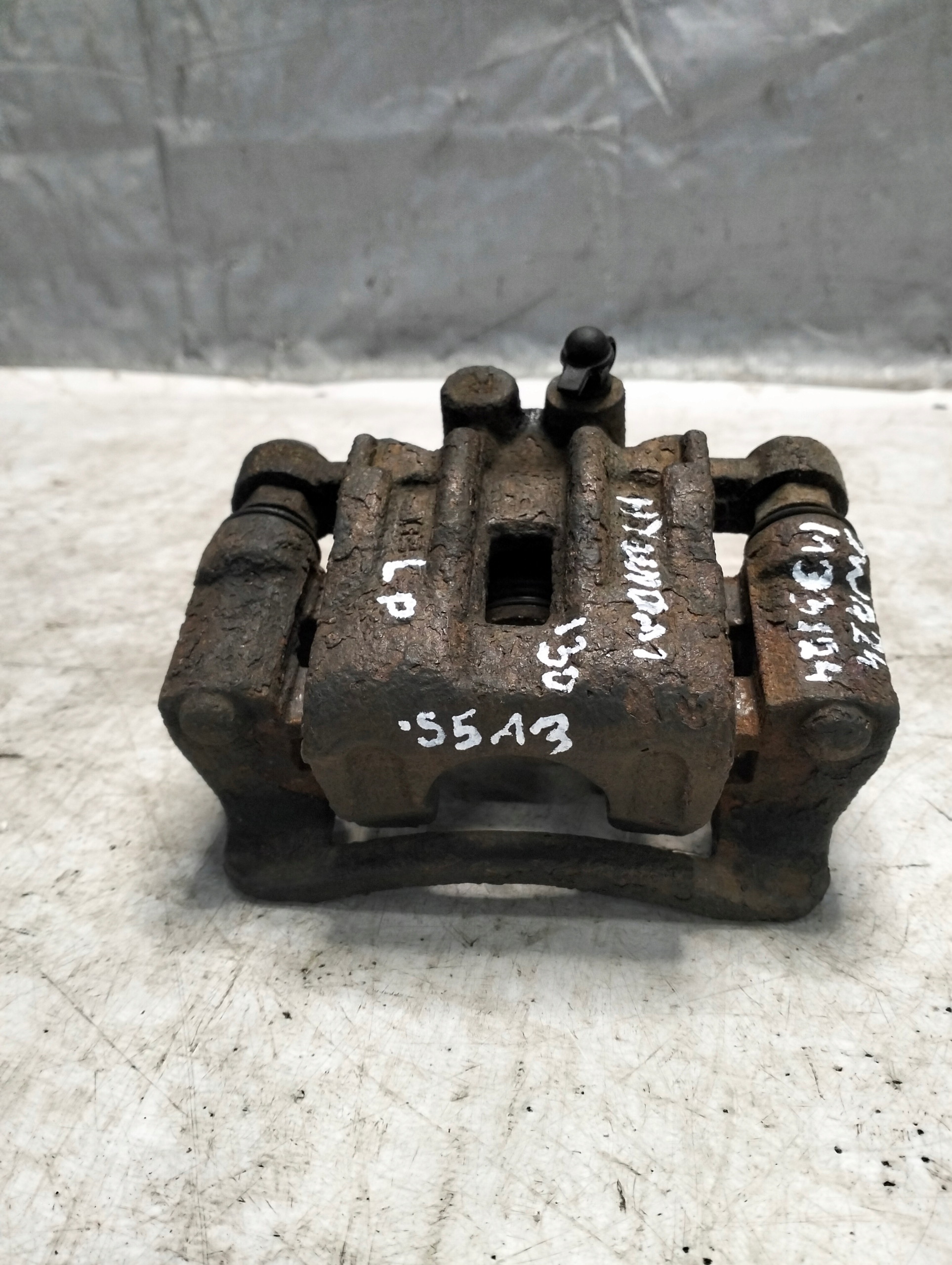 HYUNDAI I30 and 1.4 80KW 2010r caliper brake left front