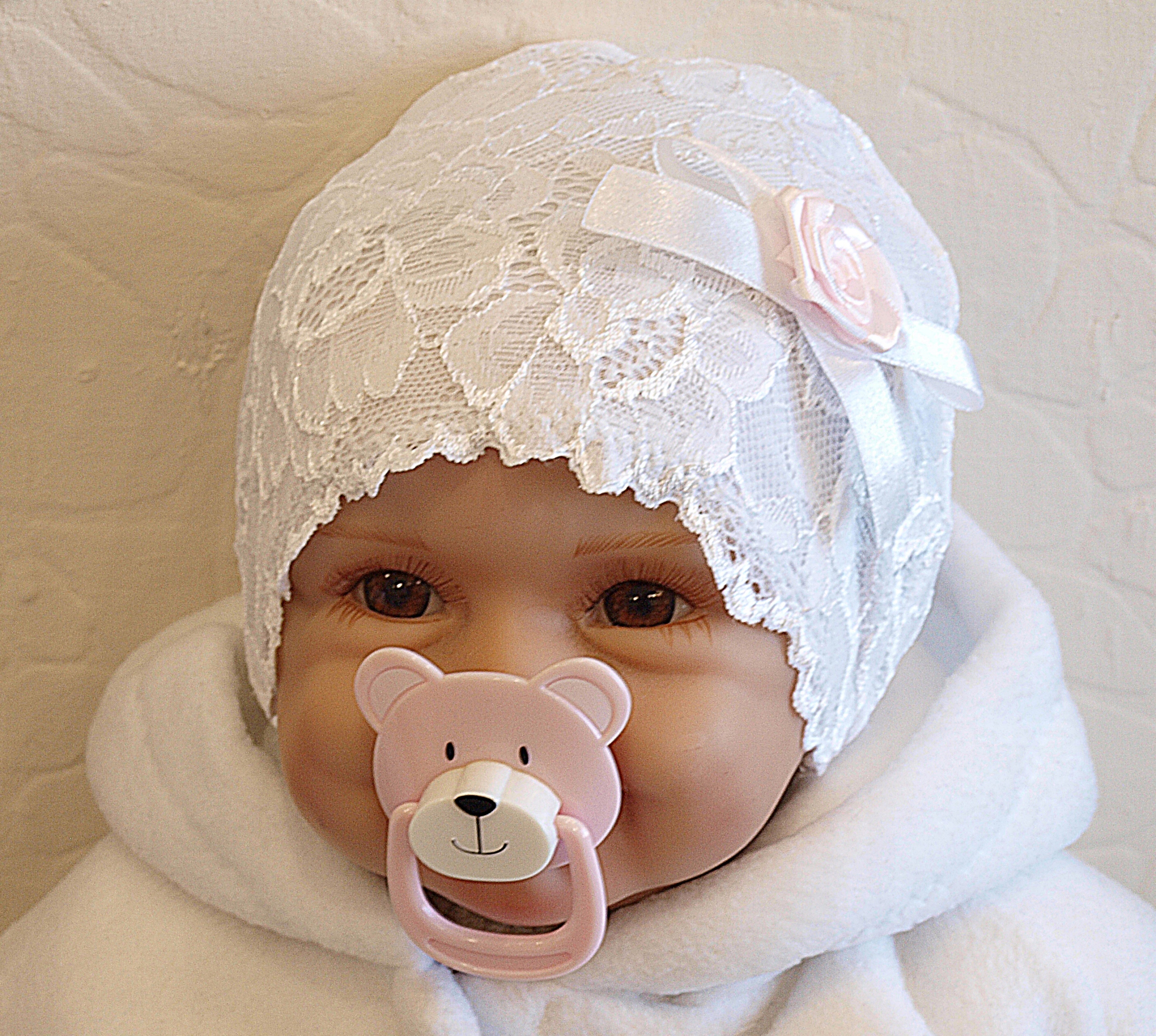 CIENKA BIAŁA CZAPECZKA DO CHRZTU WIOSNA/LATO 74 Marka Inna marka