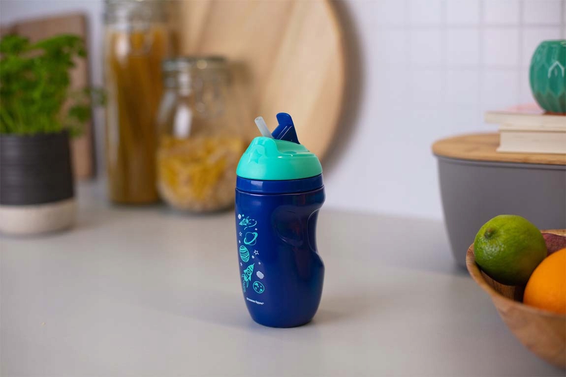 Bidon ze słomką niekapek 260ml 12m+ Tommee Tippee Pojemność 0.26 l