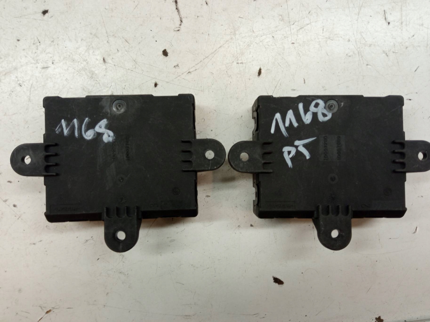 module rear part KPL BH4214D620AA Jaguar XJ VIII (2009-2019) X351