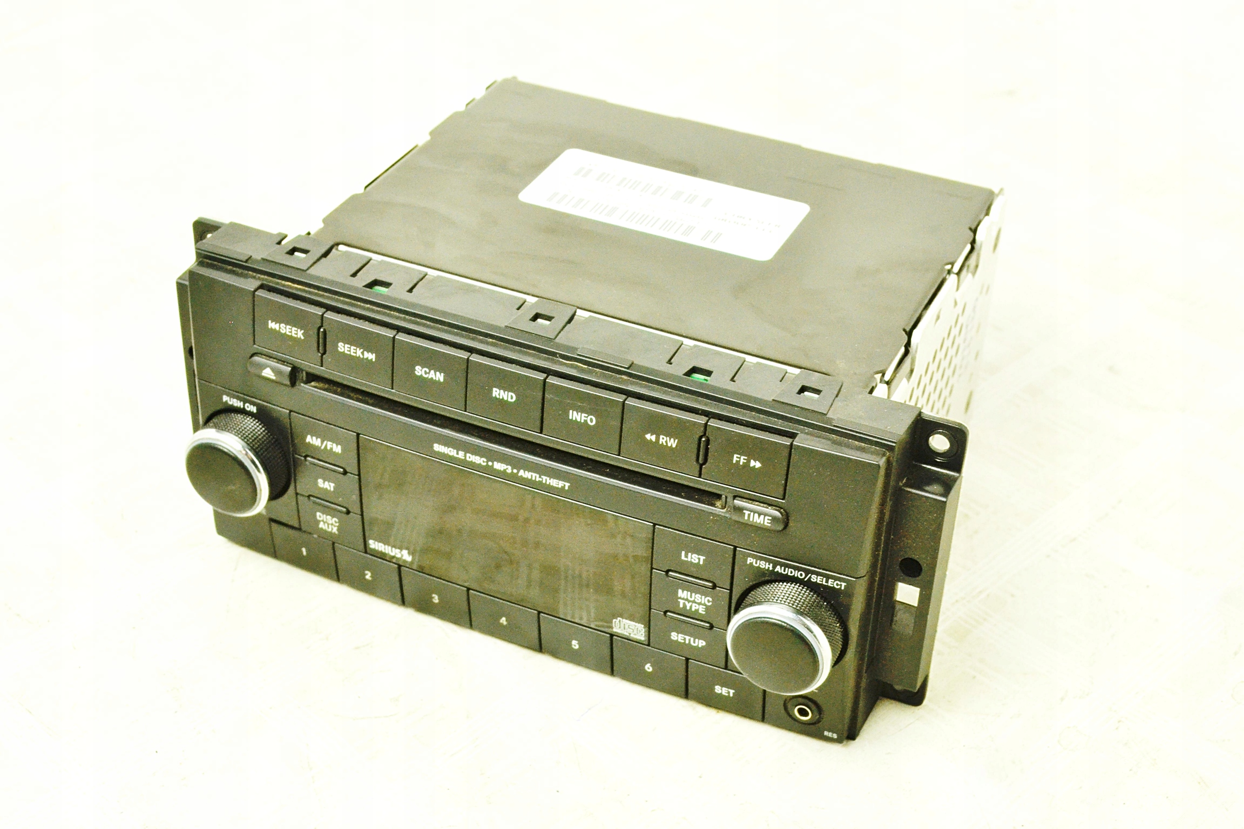 DODGE CHRYSLER TOWN COUN RADIO SIRIUS P05091257AF Numer katalogowy części P05091257AF