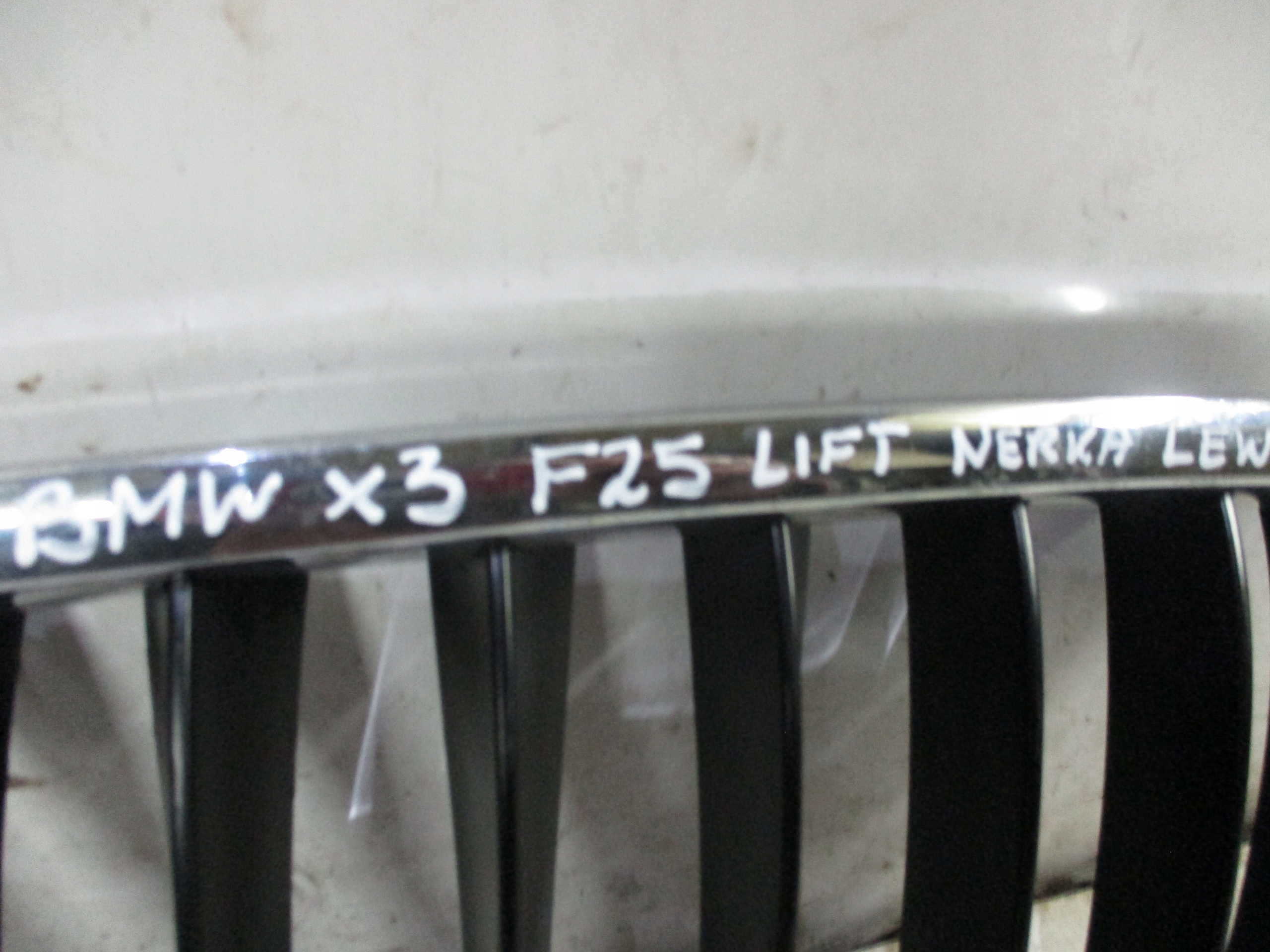 maska bubreg maska BMW X3 F25 Lift
