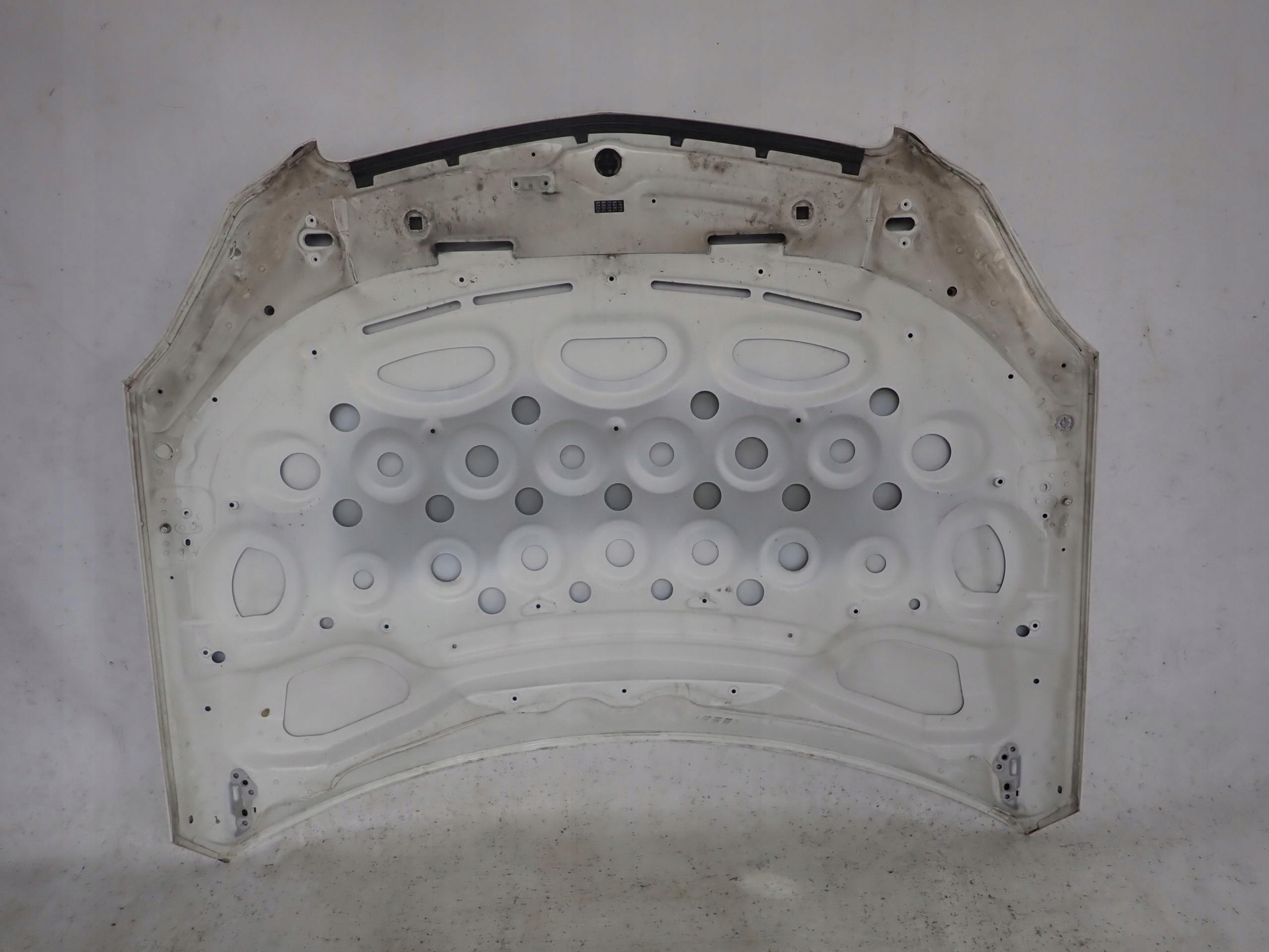 MERCEDES C-KLASA W204 LIFT 11-14 Cofano